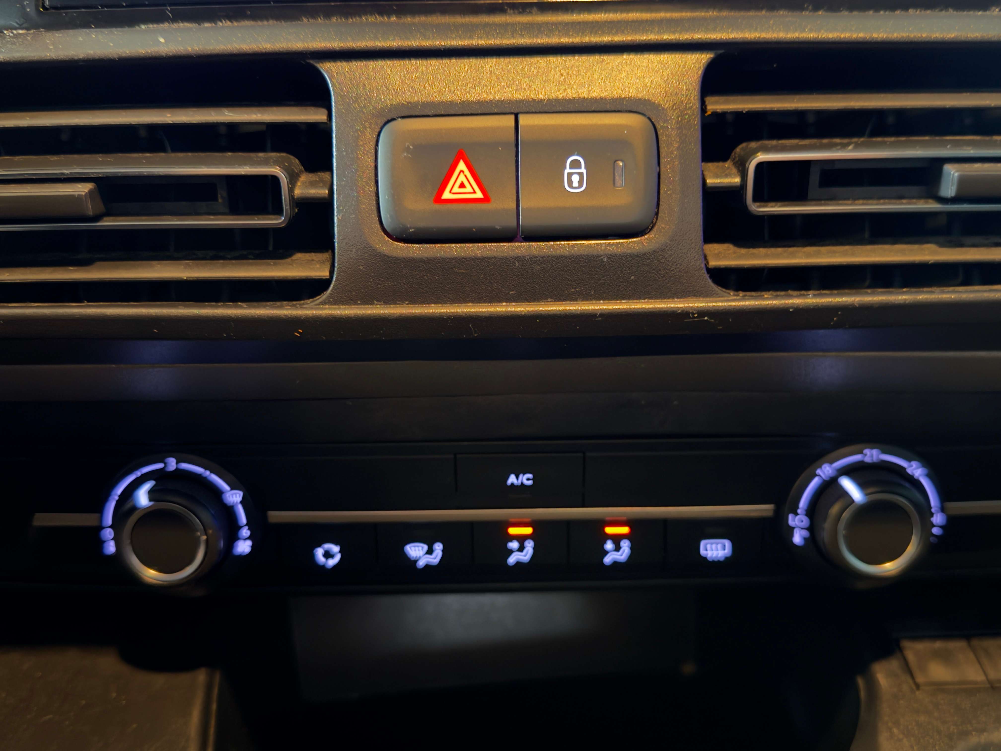 Peugeot Rifter Rifter 7 places/1.2 Long Allure AGC S/12 mois gara
