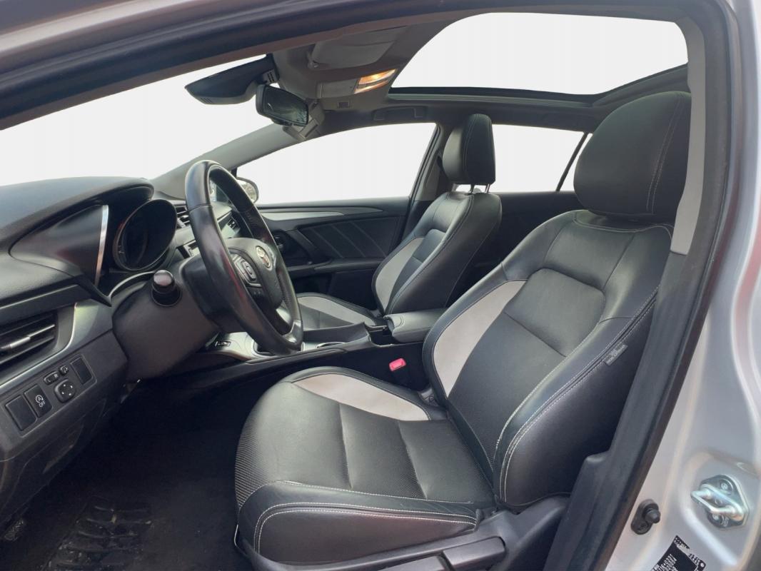 Toyota Avensis SPORTS PRO Touring 143 D-4D Executive