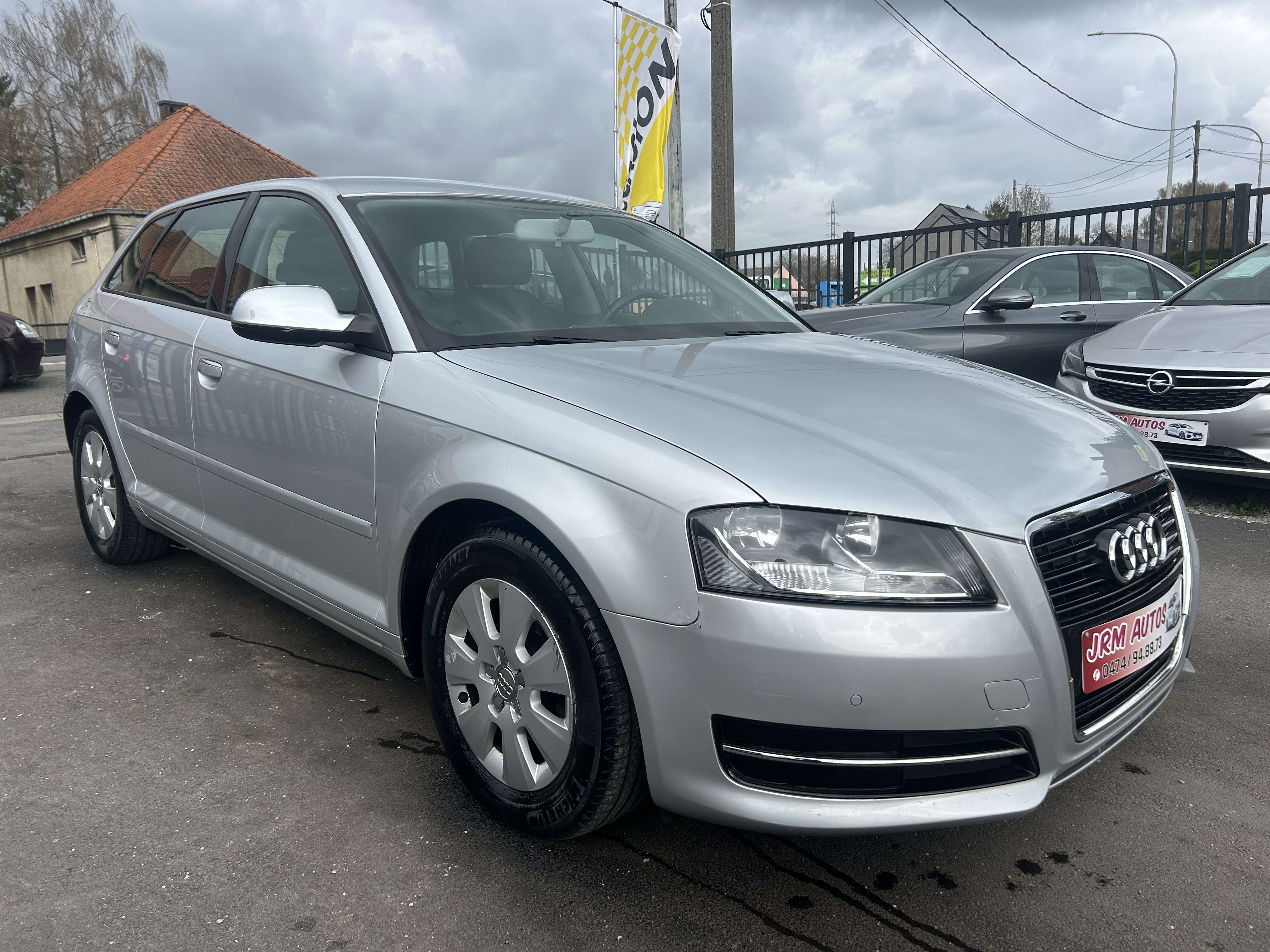 Audi A3 Sportback 1.6TDi Ambiente *** CLIM/CAPTEURS ***