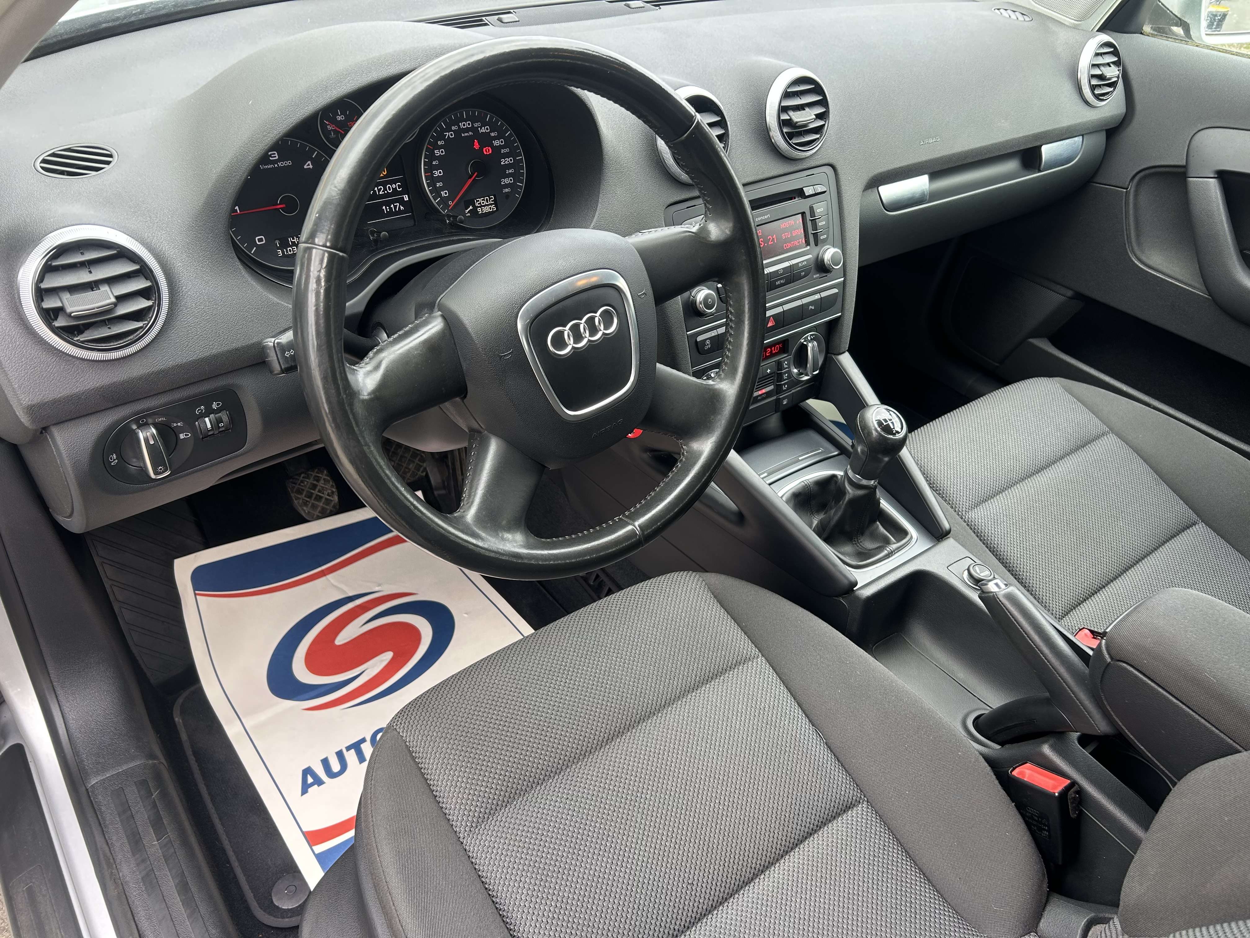 Audi A3 Sportback 1.6TDi Ambiente *** CLIM/CAPTEURS ***
