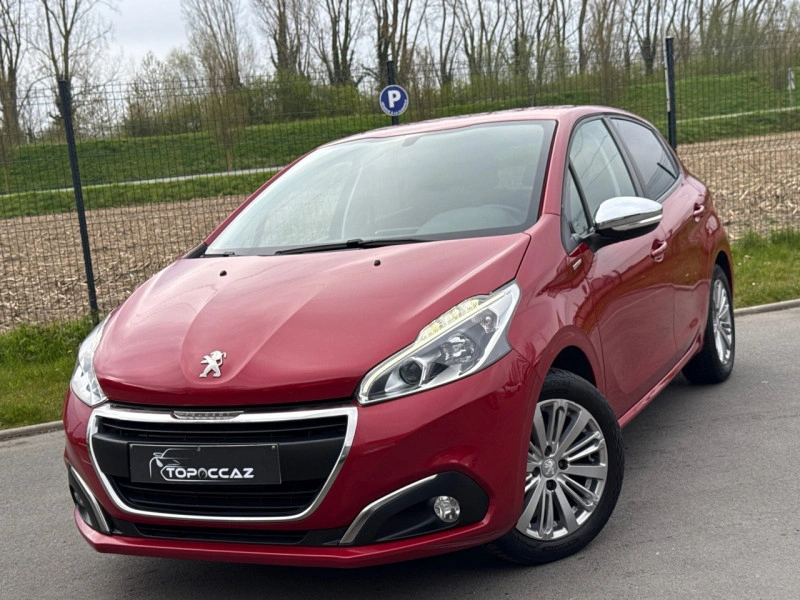 Peugeot 208 1.6 HDI 75CH STYLE 5P * 2018 * 1ERE MAIN * GPS * GARANTIE