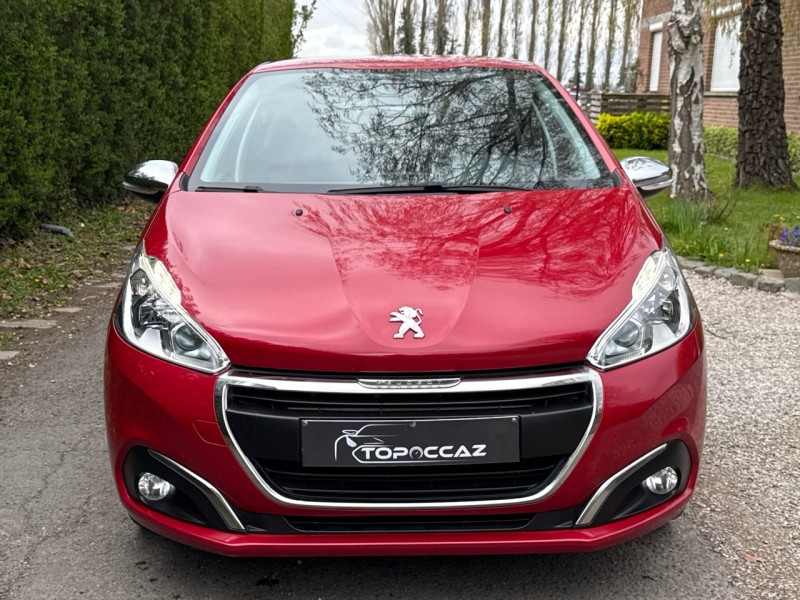 Peugeot 208 1.6 HDI 75CH STYLE 5P * 2018 * 1ERE MAIN * GPS * GARANTIE