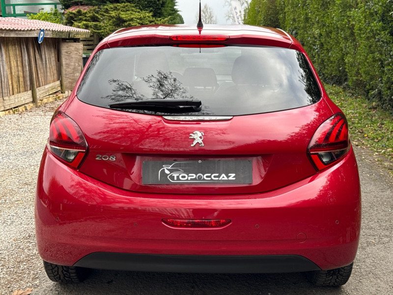 Peugeot 208 1.6 HDI 75CH STYLE 5P * 2018 * 1ERE MAIN * GPS * GARANTIE