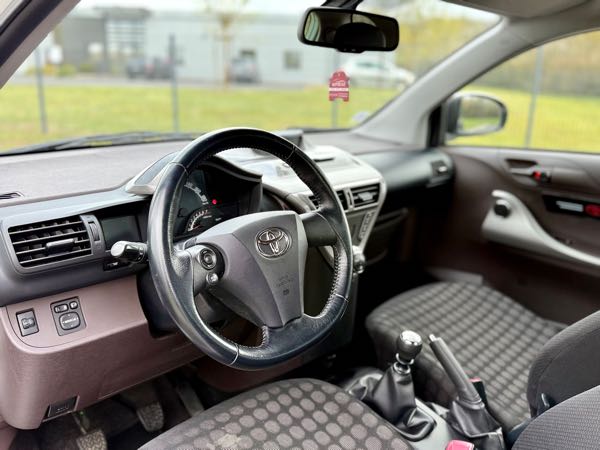 Toyota Iq 68 VVT-I