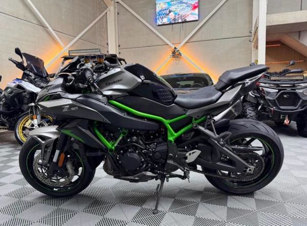 KAWASAKI Z H2