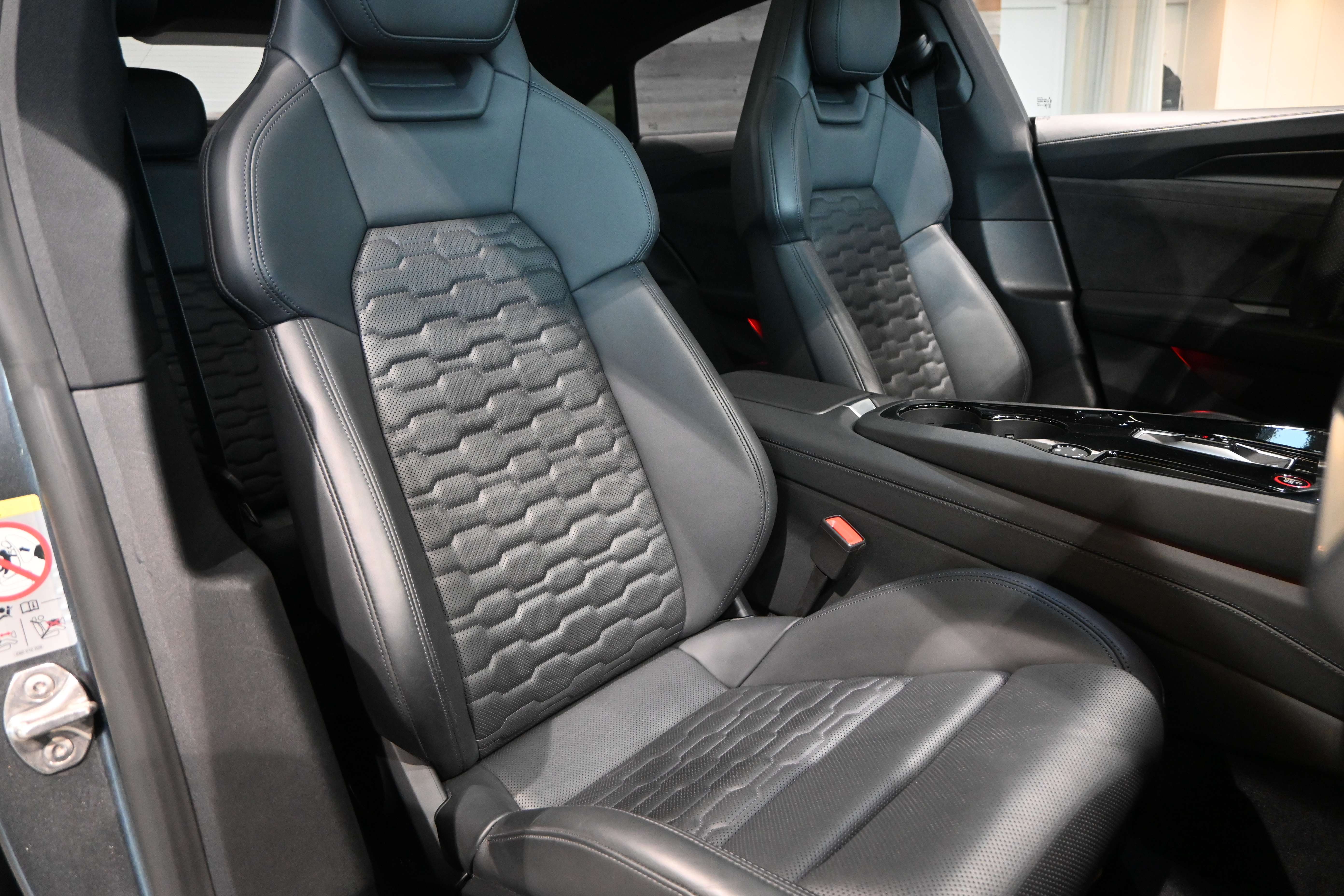 Audi e-tron GT Quattro 93.4 kWh *LASER/LEDER/PANO/B&O/MATRIX/CAM*