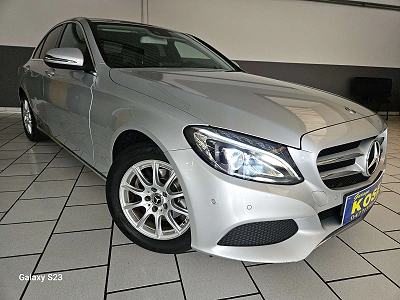 Mercedes-Benz C 180 116 cv | AUTOMATIQUE | CUIR | PHARES LED | CARNET