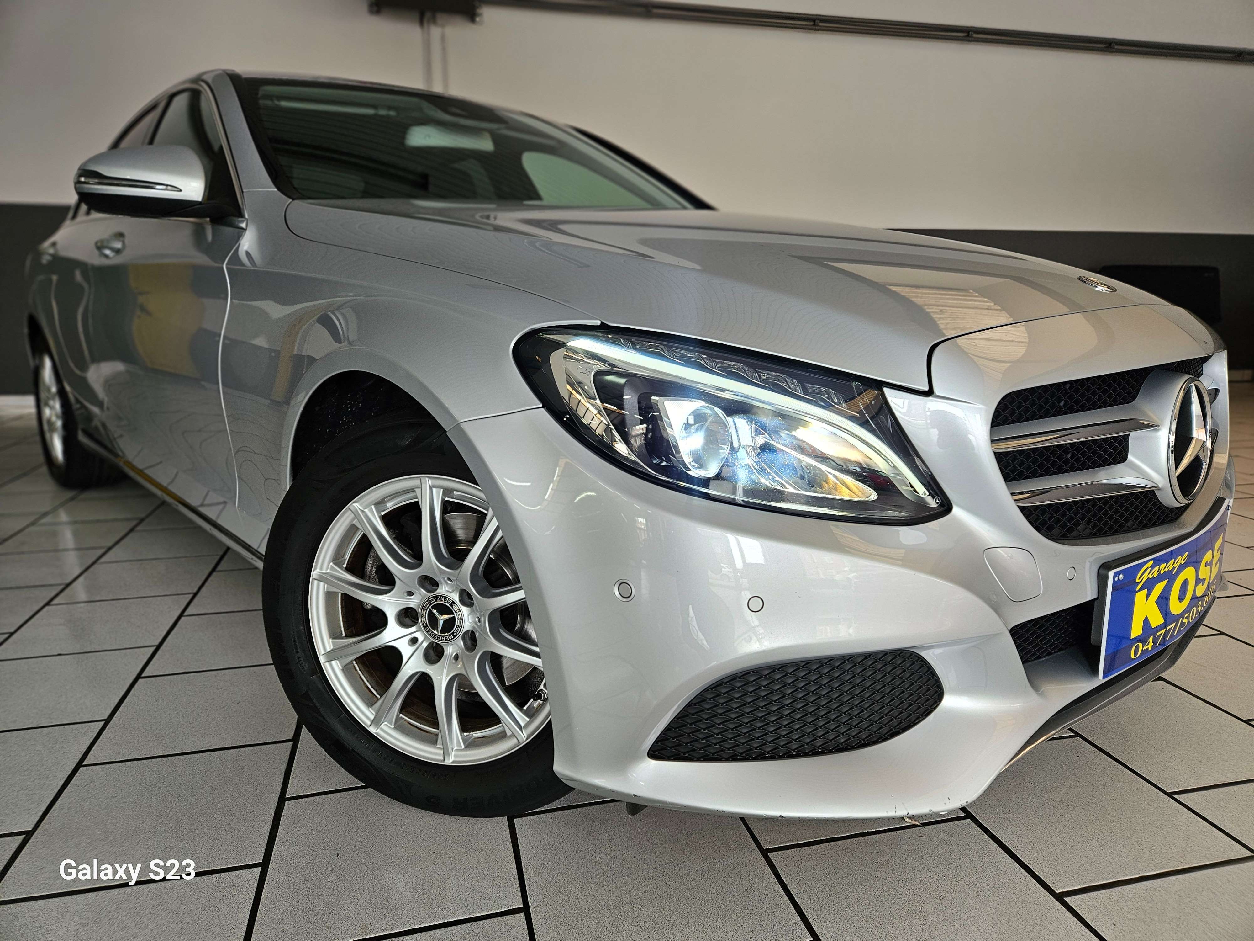 Mercedes-Benz C 180 116 cv | AUTOMATIQUE | CUIR | PHARES LED | CARNET