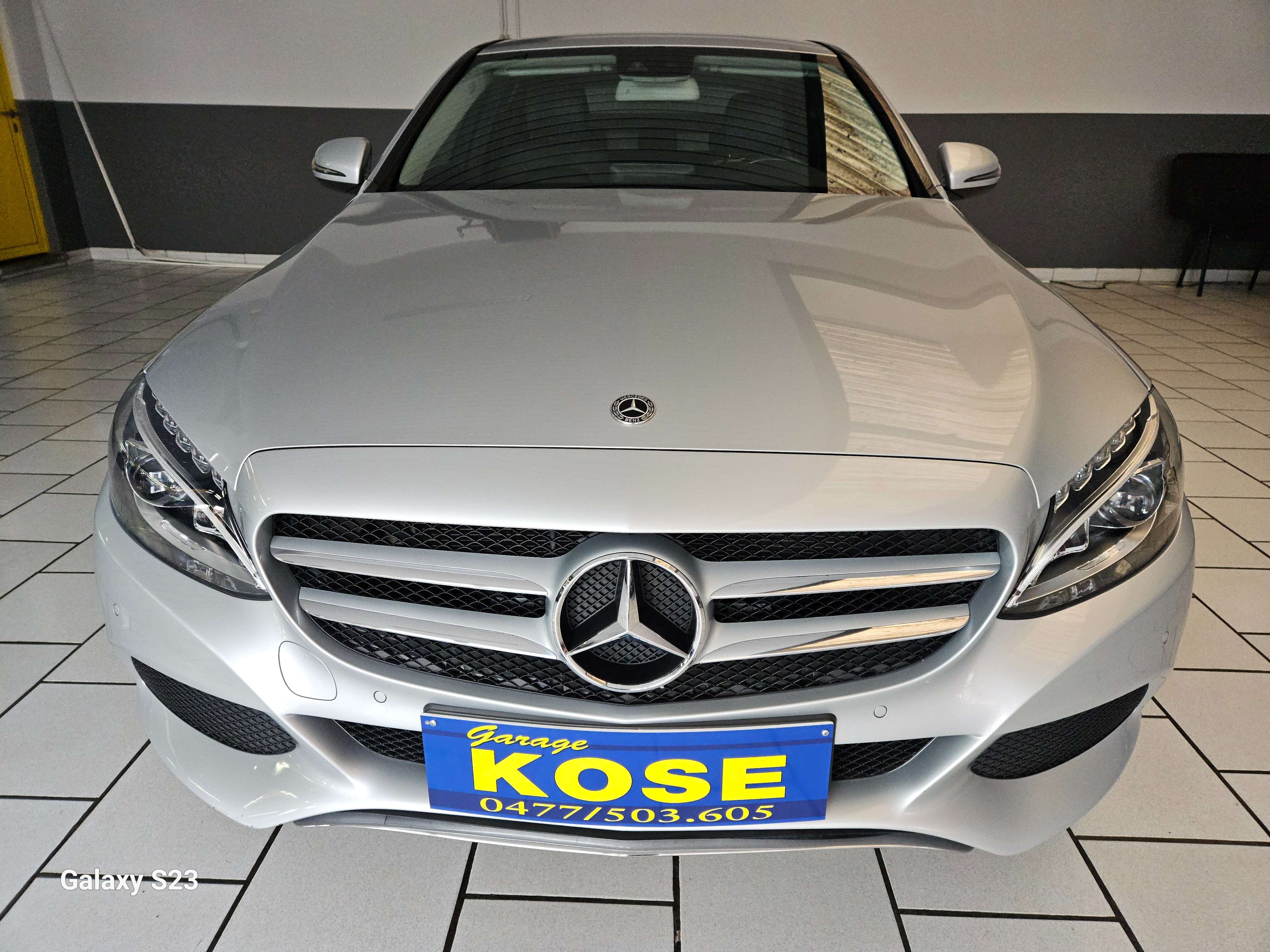 Mercedes-Benz C 180 116 cv | AUTOMATIQUE | CUIR | PHARES LED | CARNET