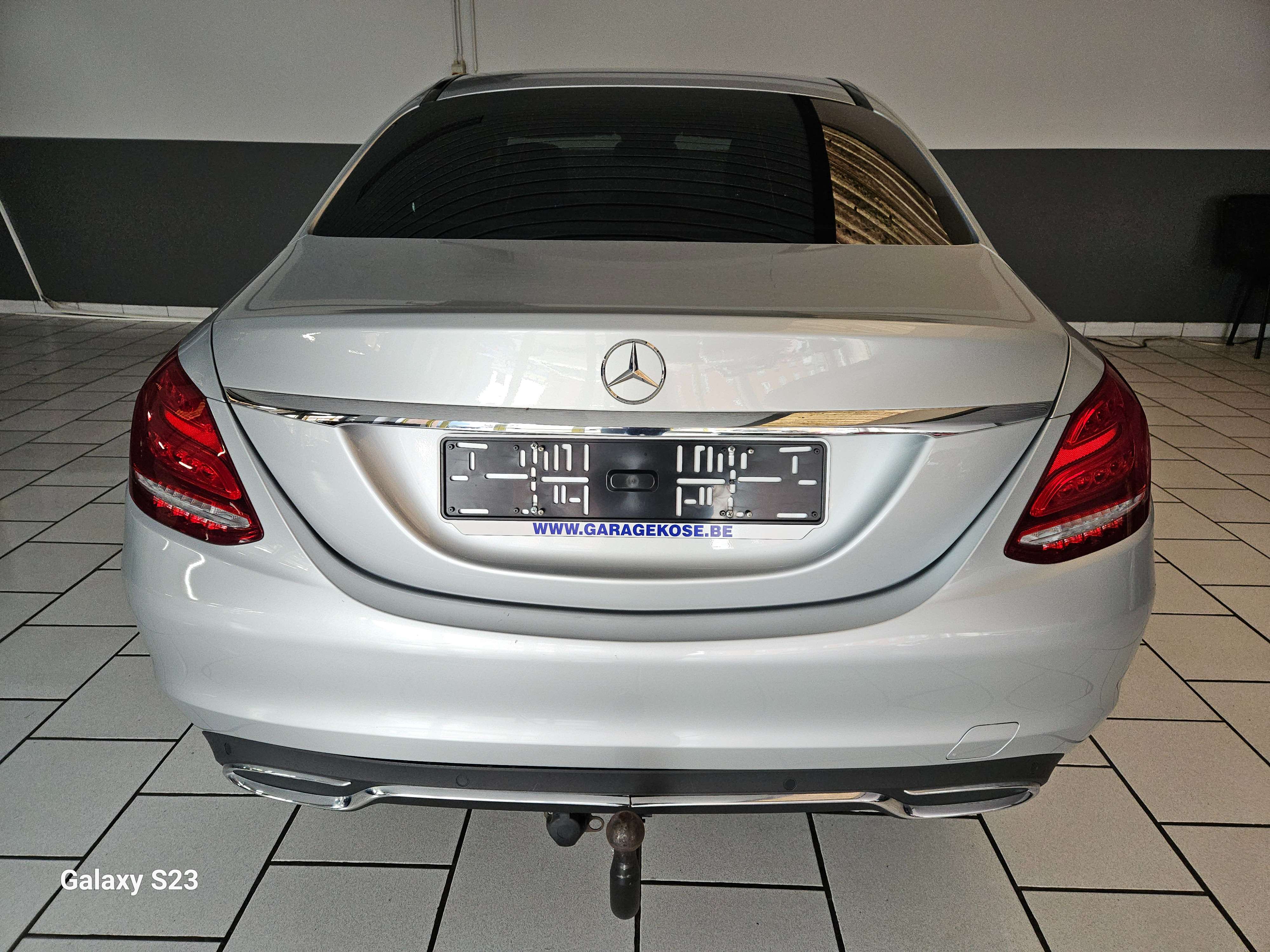 Mercedes-Benz C 180 116 cv | AUTOMATIQUE | CUIR | PHARES LED | CARNET