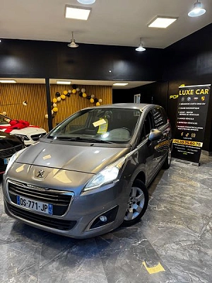 Peugeot 5008 II 1.6 BLUEHDI 120 S&S ALLURE BUSINESS EAT6