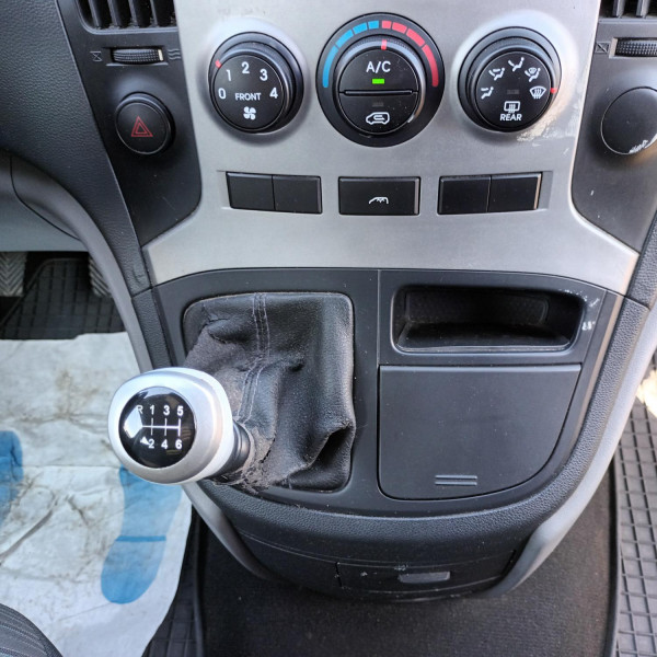 Hyundai H1 VAN 2.5 CRDI 136 CV  5 PLACES