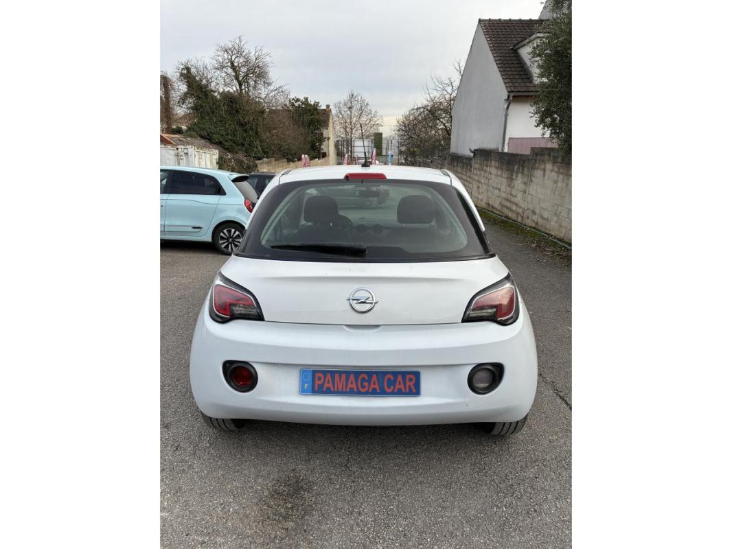 Opel Adam 1.2i Twinport - 70 BERLINE