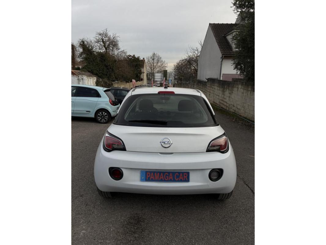 Opel Adam 1.2i Twinport - 70 BERLINE