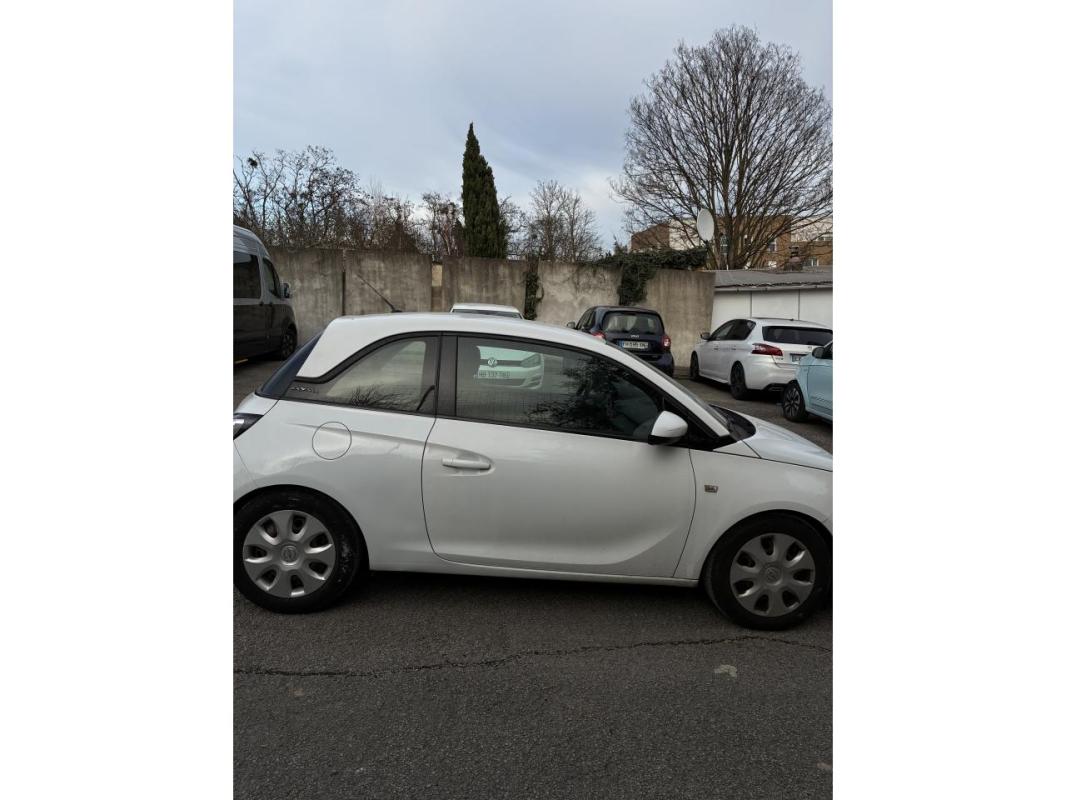 Opel Adam 1.2i Twinport - 70 BERLINE