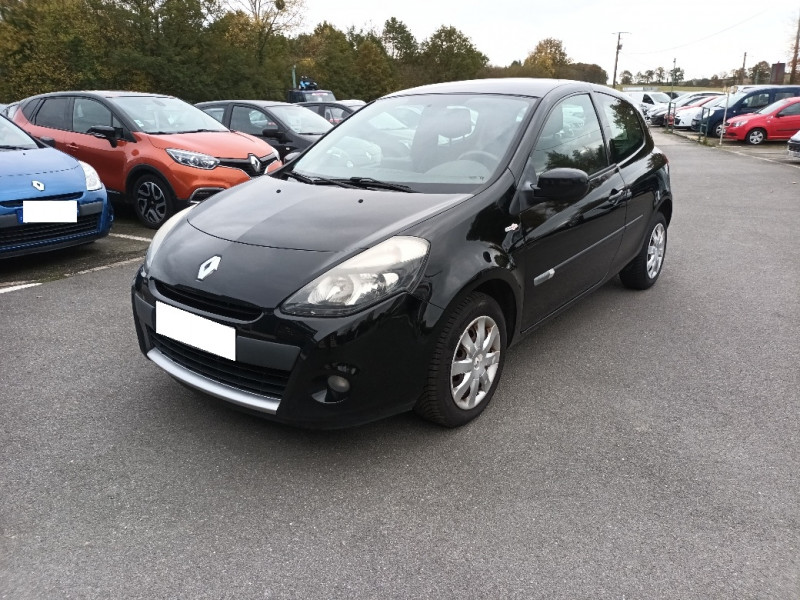 Renault CLIO III 1.2 16V 75CH TOM TOM LIVE 3P