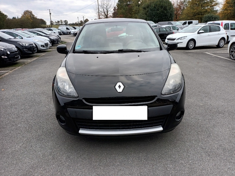 Renault CLIO III 1.2 16V 75CH TOM TOM LIVE 3P