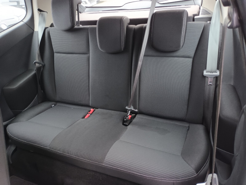Renault CLIO III 1.2 16V 75CH TOM TOM LIVE 3P