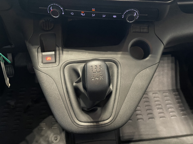 Peugeot PARTNER / PRIX HT 10 816,66 / LONG 950KG BLUEHDI 100CH S&S BVM5 PREMIUM