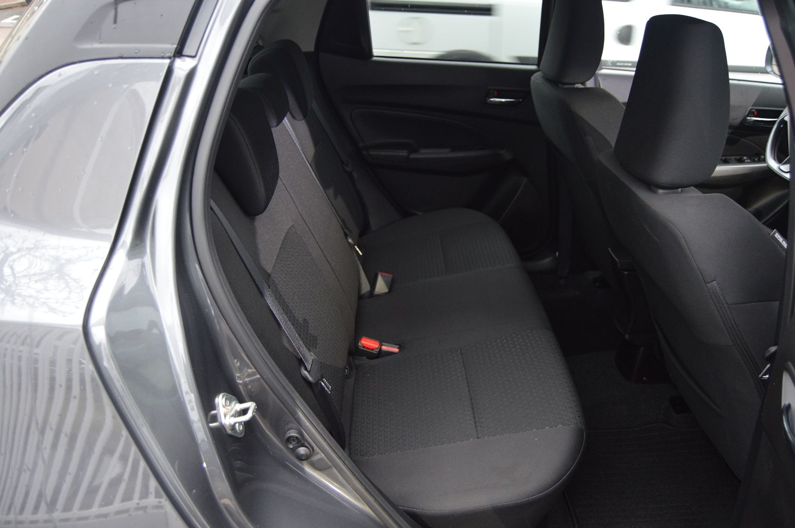 Suzuki SWIFT 1.2 DUALJET HYBRID 83CH PACK AUTO