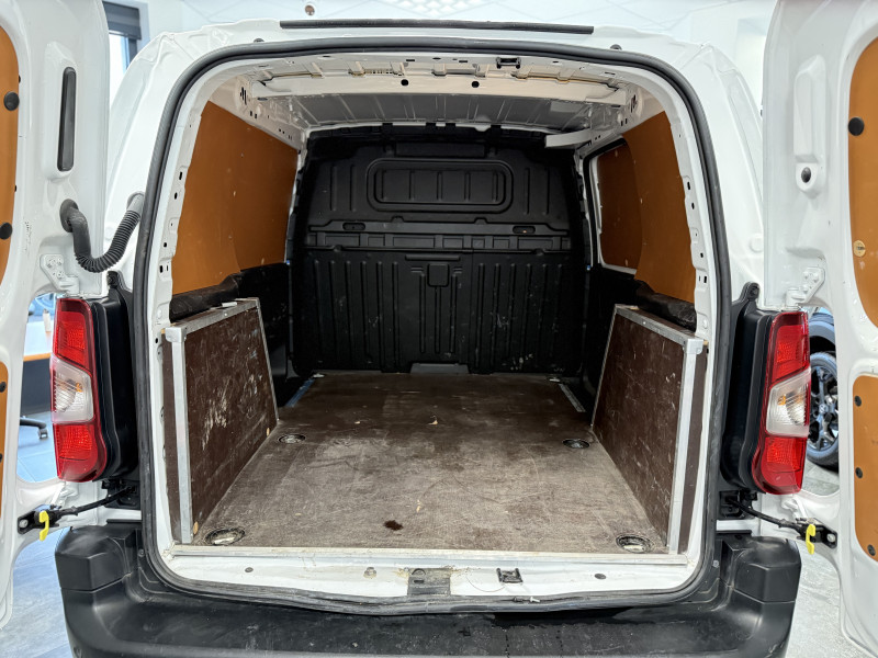 Peugeot PARTNER / PRIX HT 11 641,67 / STANDARD 650KG BLUEHDI 100CH S&S PREMIUM