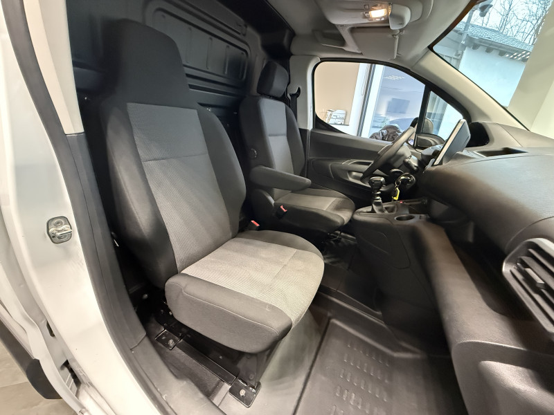 Peugeot PARTNER / PRIX HT 11 641,67 / STANDARD 650KG BLUEHDI 100CH S&S PREMIUM