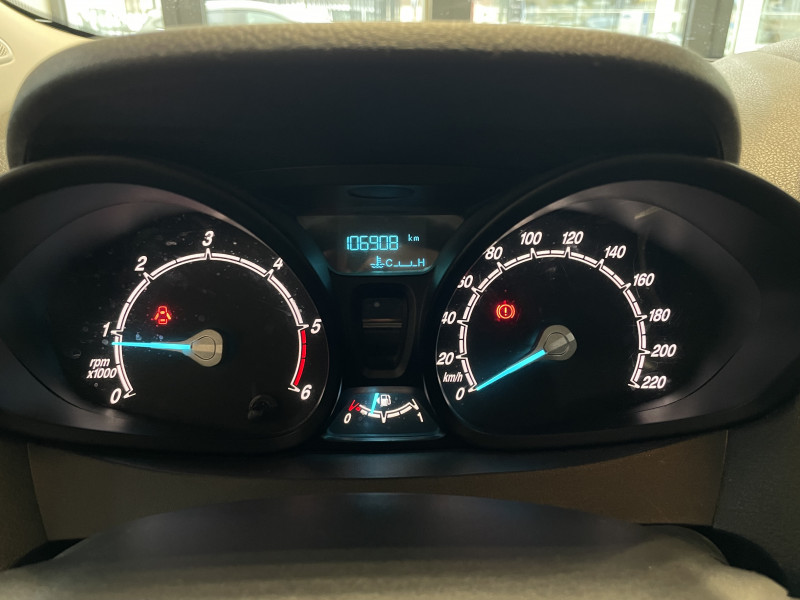 Ford TRANSIT COURIER / PRIX HT 11 641,67 / 1.5 TDCI 100CH STOP&START TREND BUSINESS
