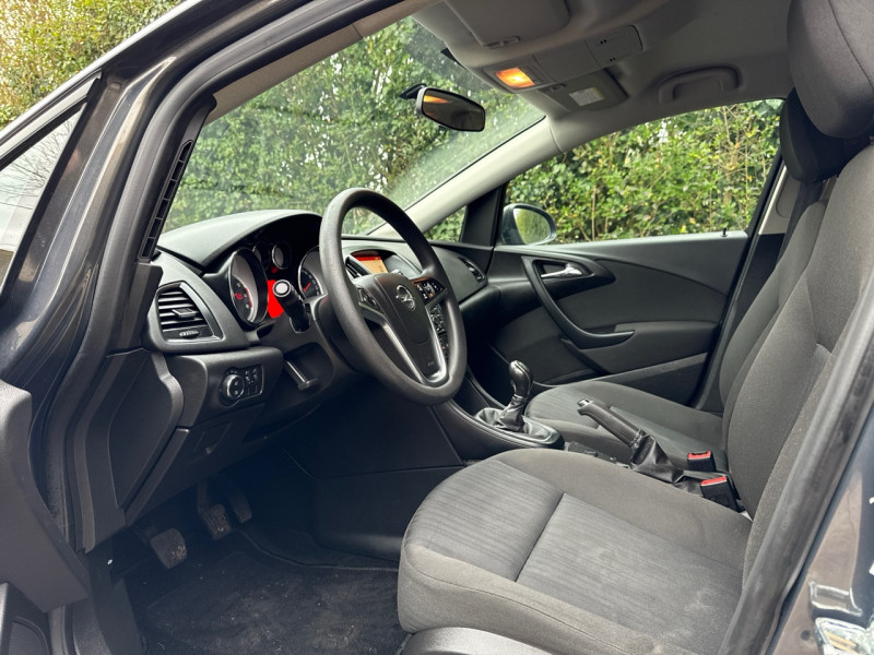 Opel ASTRA SPORTS TOURER 1.6 TURBO 115CH COSMO * 85.000KM * 2015 * 1ERE MAIN