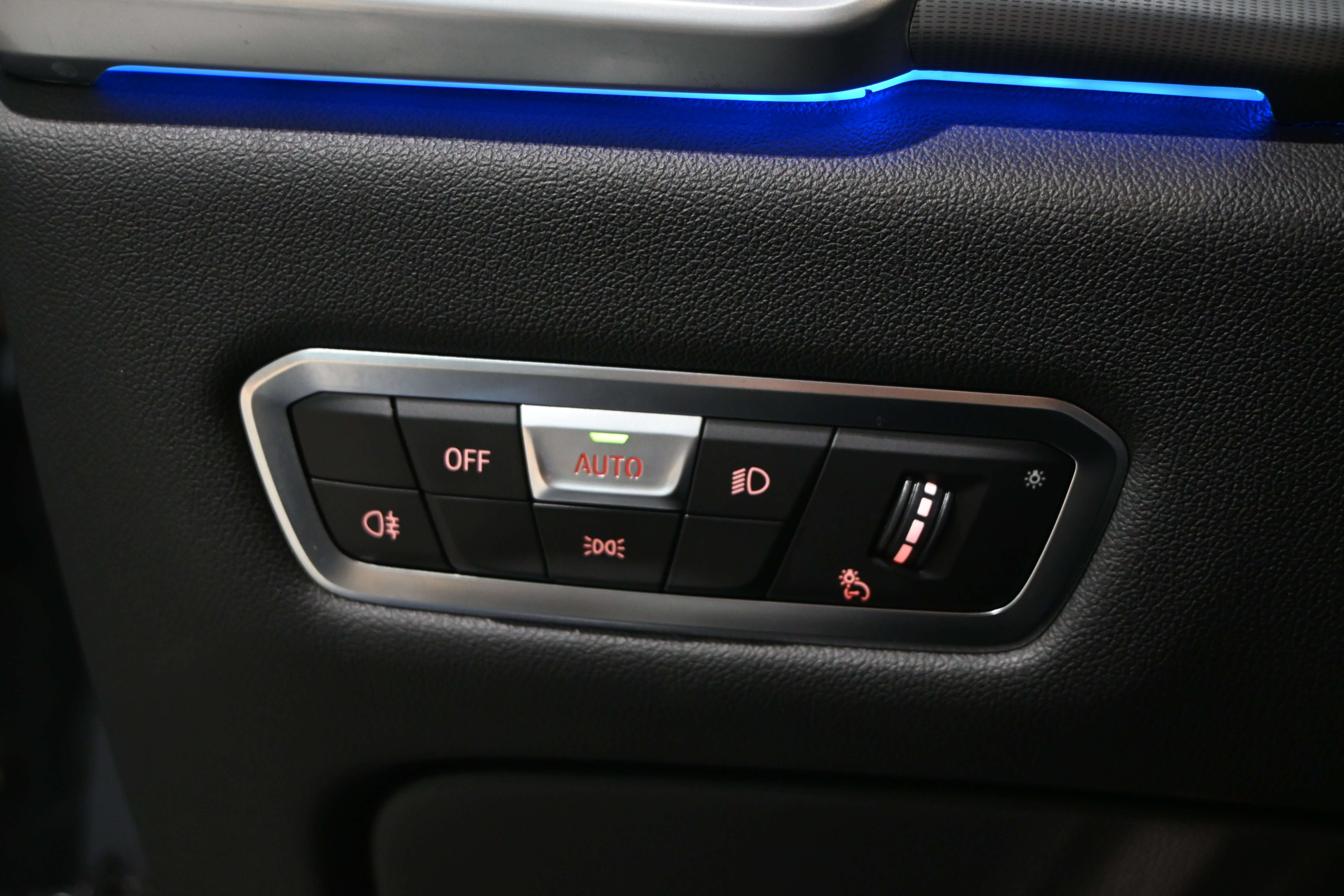 BMW X5 xDrive 30d M-Pack*LASER/LEDER/HUD/ACC/TREKHAAK/DAB