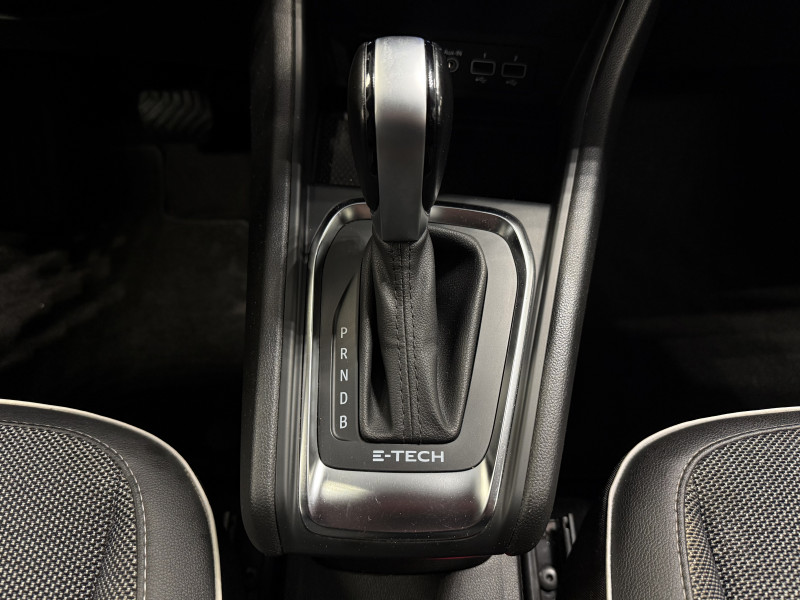 Renault CAPTUR II 1.6 E-TECH HYBRIDE RECHARGEABLE 160CH INTENS -21