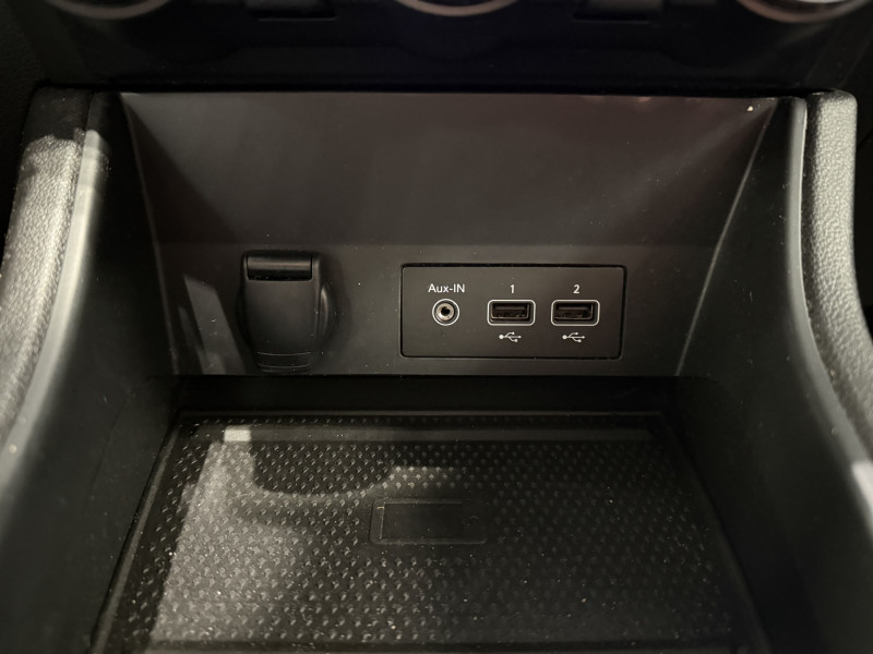 Renault CAPTUR II 1.6 E-TECH HYBRIDE RECHARGEABLE 160CH INTENS -21