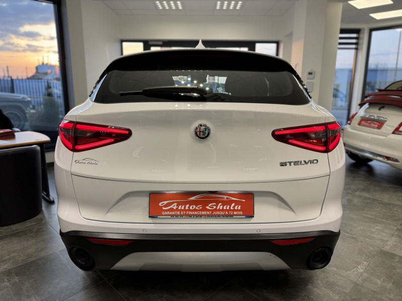 Alfa Romeo STELVIO 2.2 DIESEL 160CH SUPER AT8 MY22
