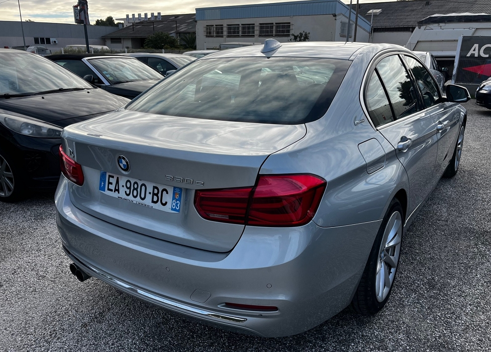 Bmw SERIE 3 (F30) 330EA 252CH LUXURY
