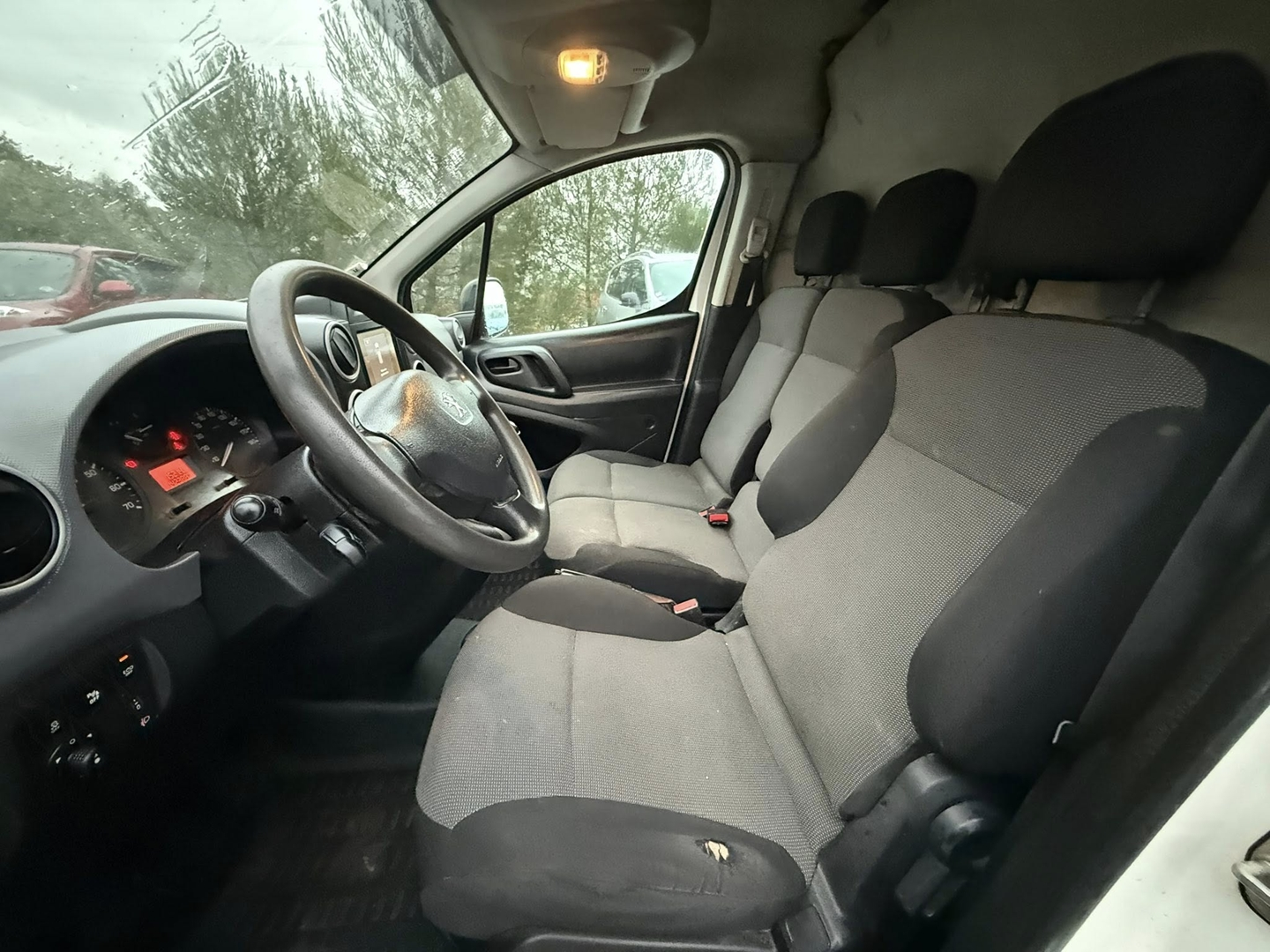 Peugeot PARTNER STANDARD 1.6 BLUEHDI 100CH PREMIUM PACK