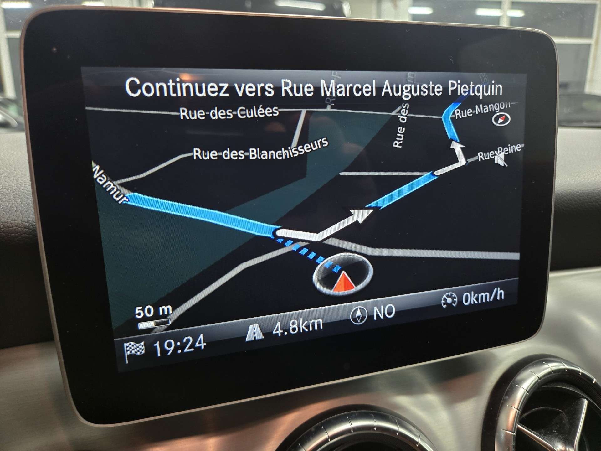 Mercedes-Benz CLA 180 *PACK AMG*BLACK EDITION*BT AUTO*NAVI*CAMERA*