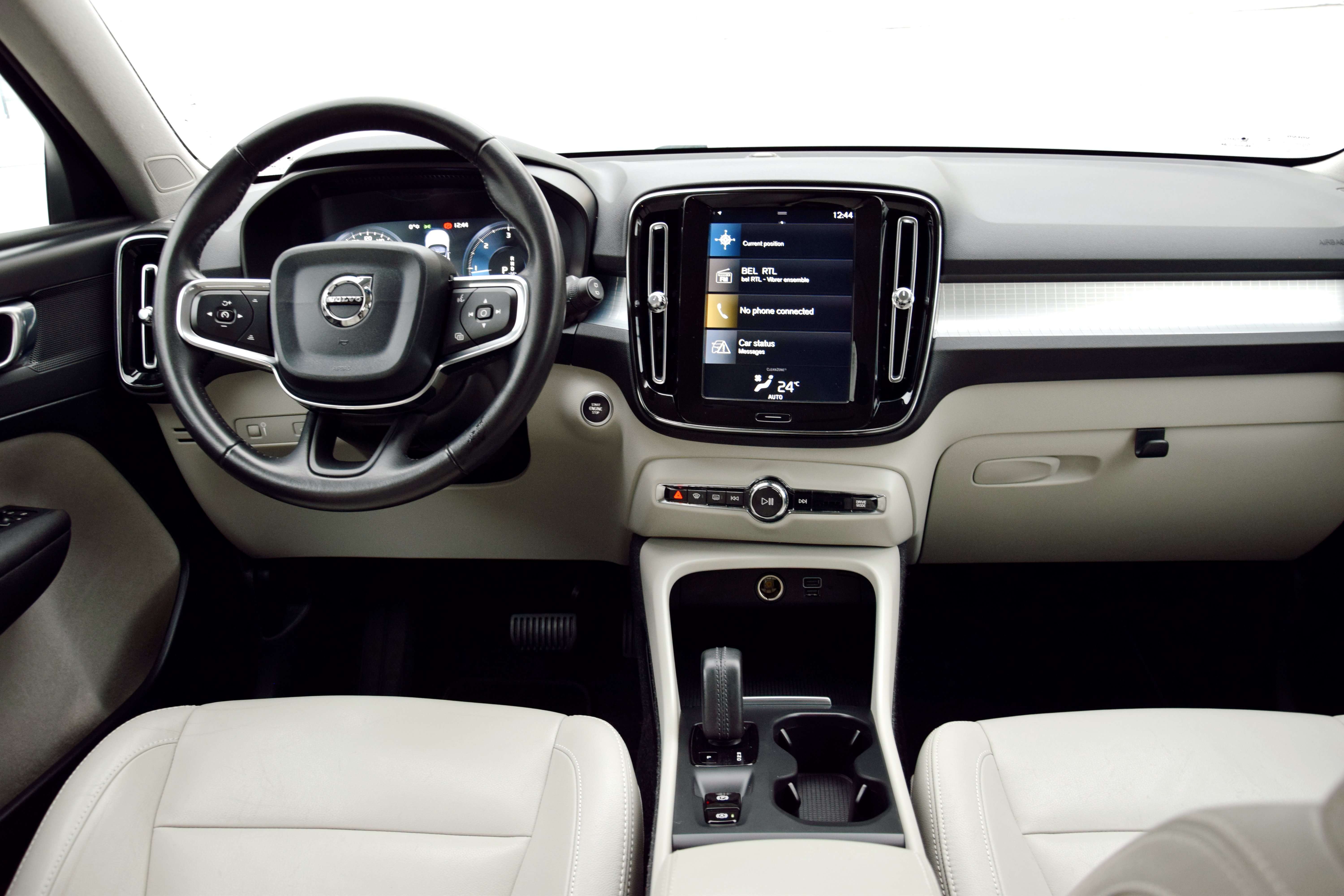 Volvo XC40 XC40 2.0 D3 AWD Momentum Pro Geartronic