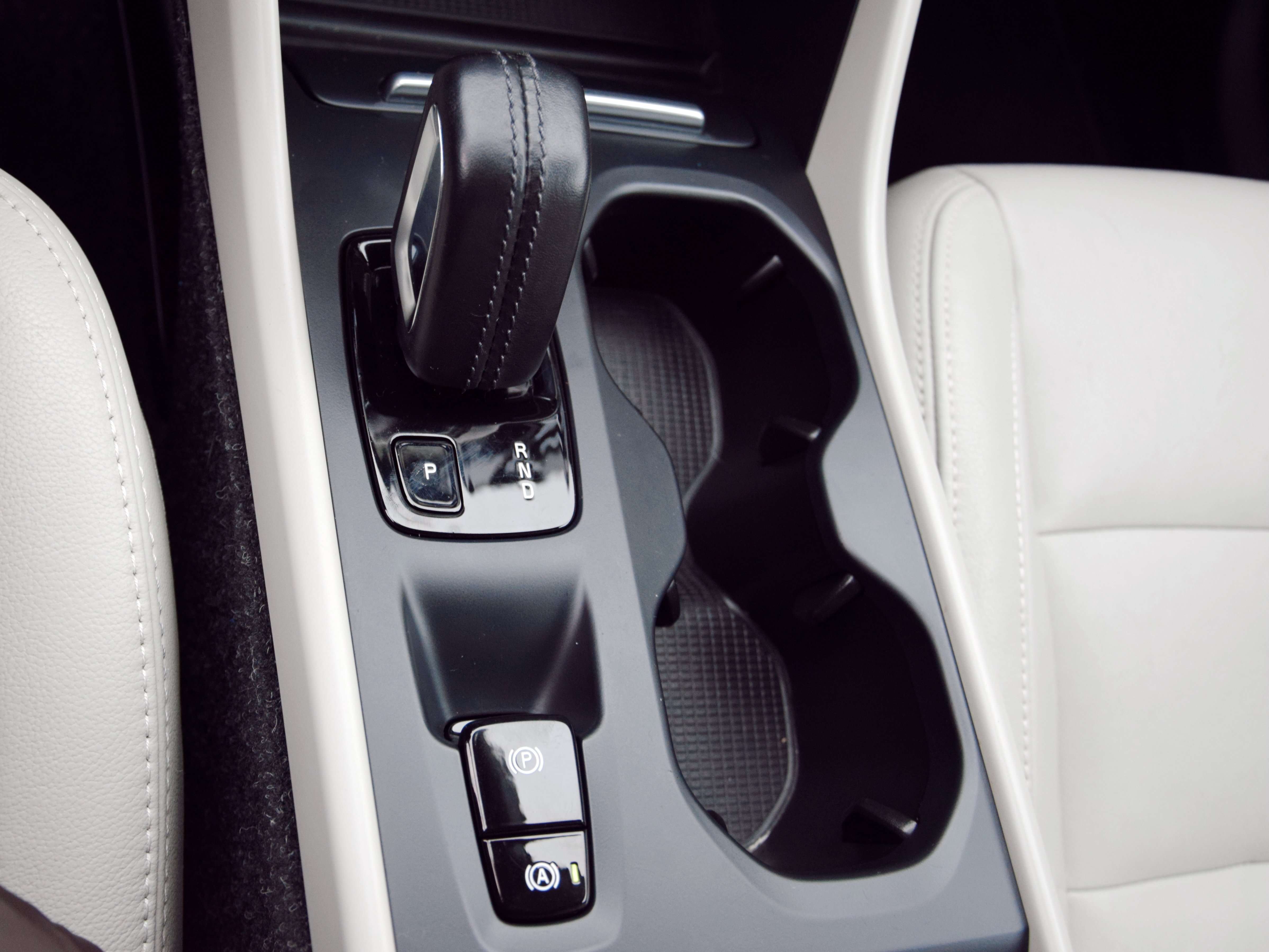 Volvo XC40 XC40 2.0 D3 AWD Momentum Pro Geartronic