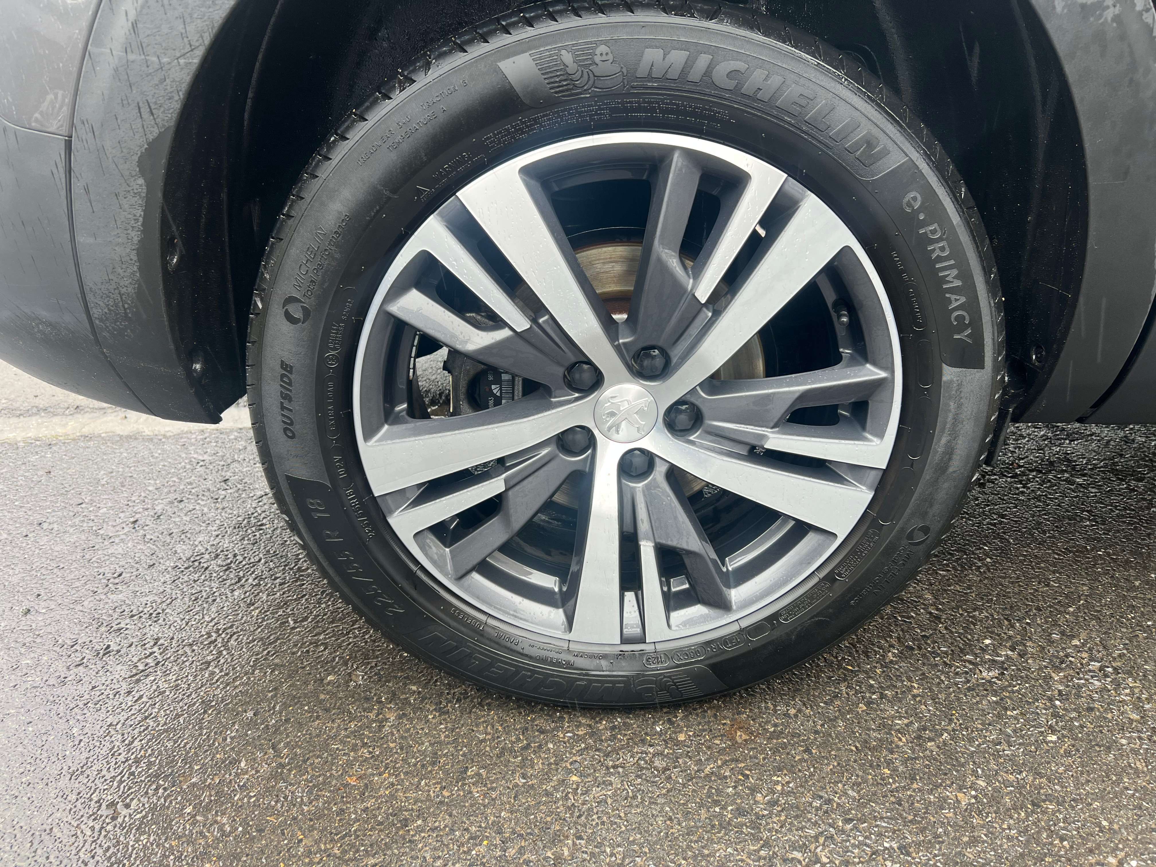 Peugeot 5008 5008 1.2 Essence GT Line 7 places Full CRÉDIT 100%