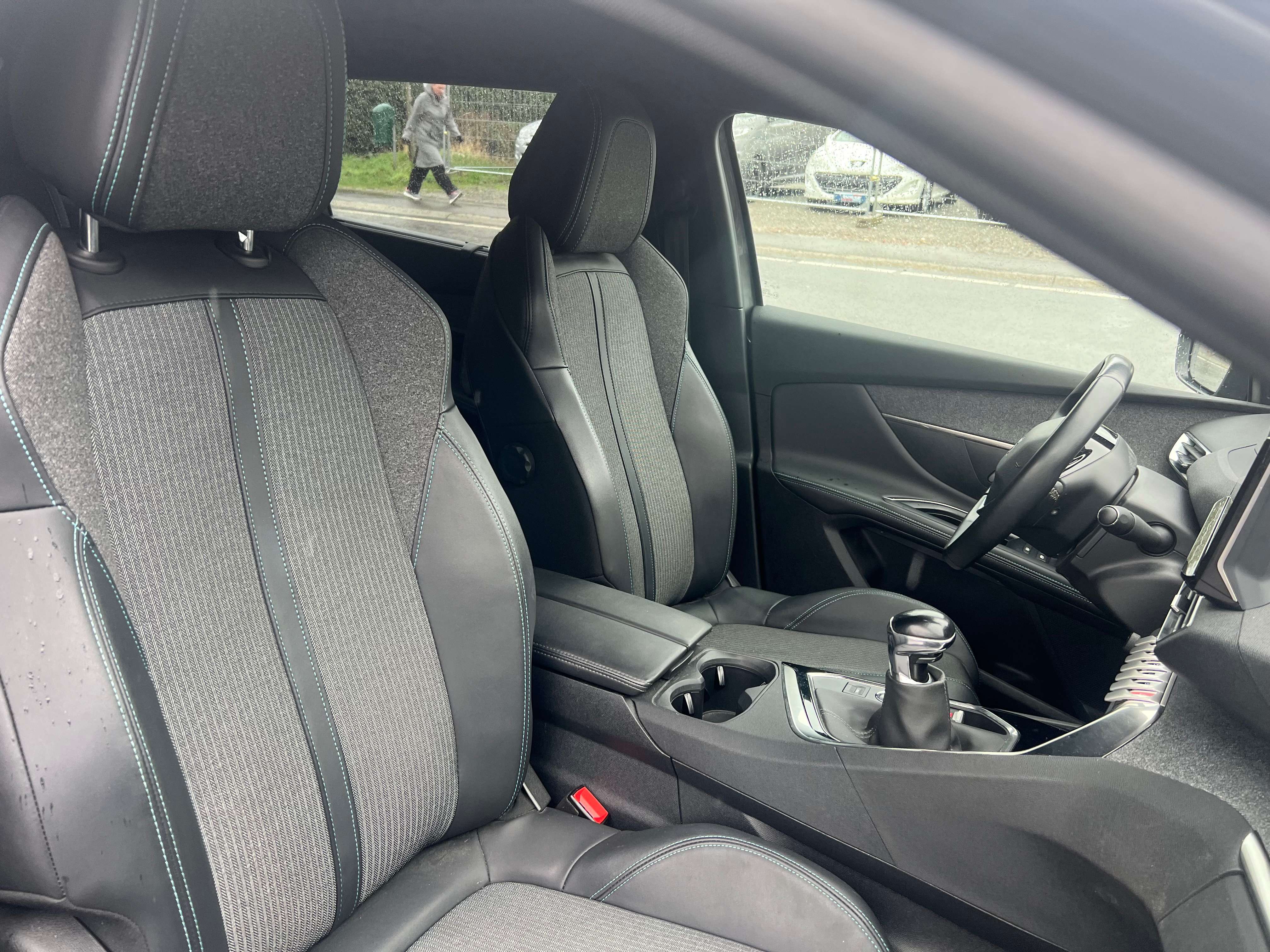 Peugeot 5008 5008 1.2 Essence GT Line 7 places Full CRÉDIT 100%