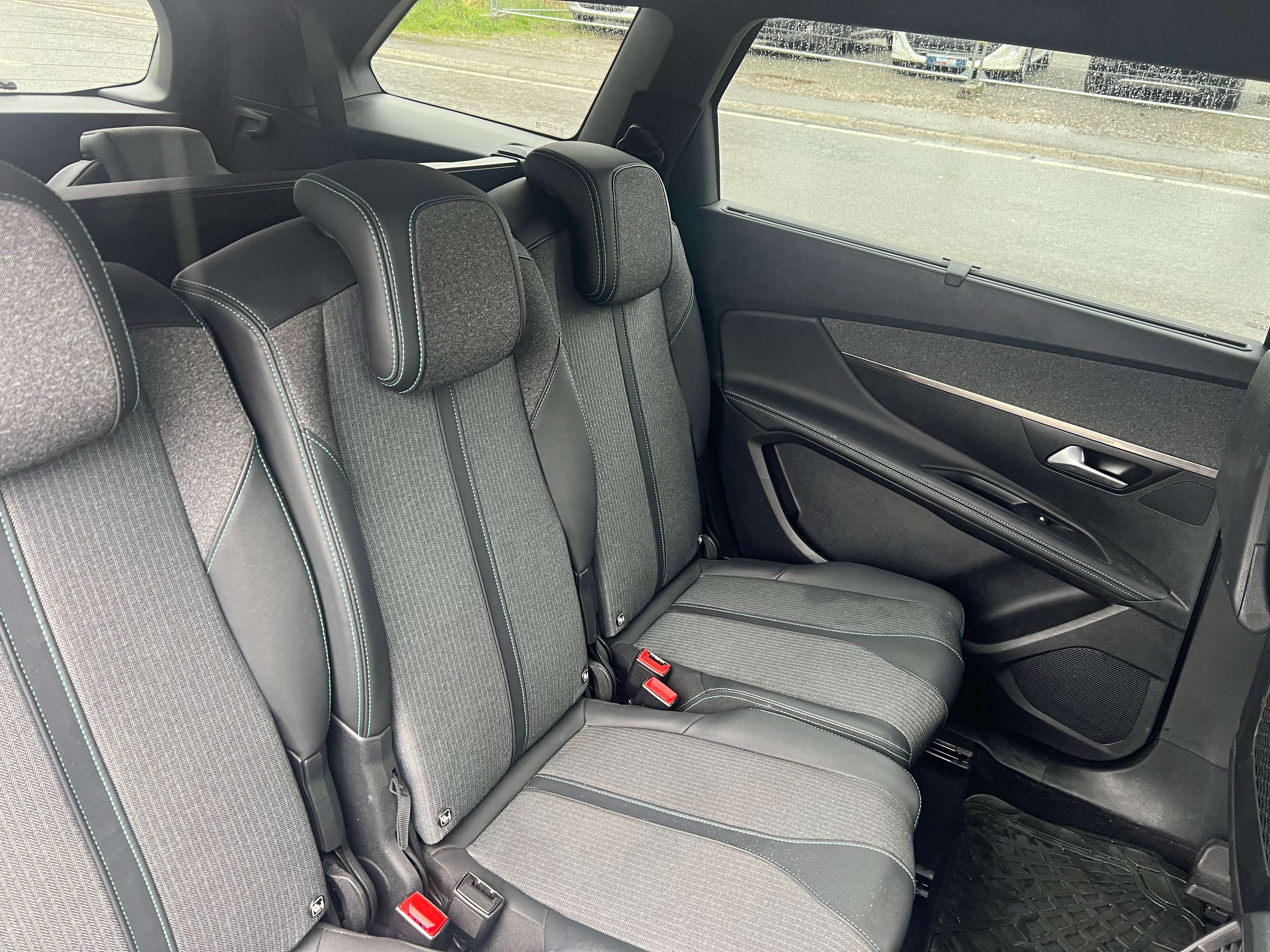 Peugeot 5008 5008 1.2 Essence GT Line 7 places Full CRÉDIT 100%