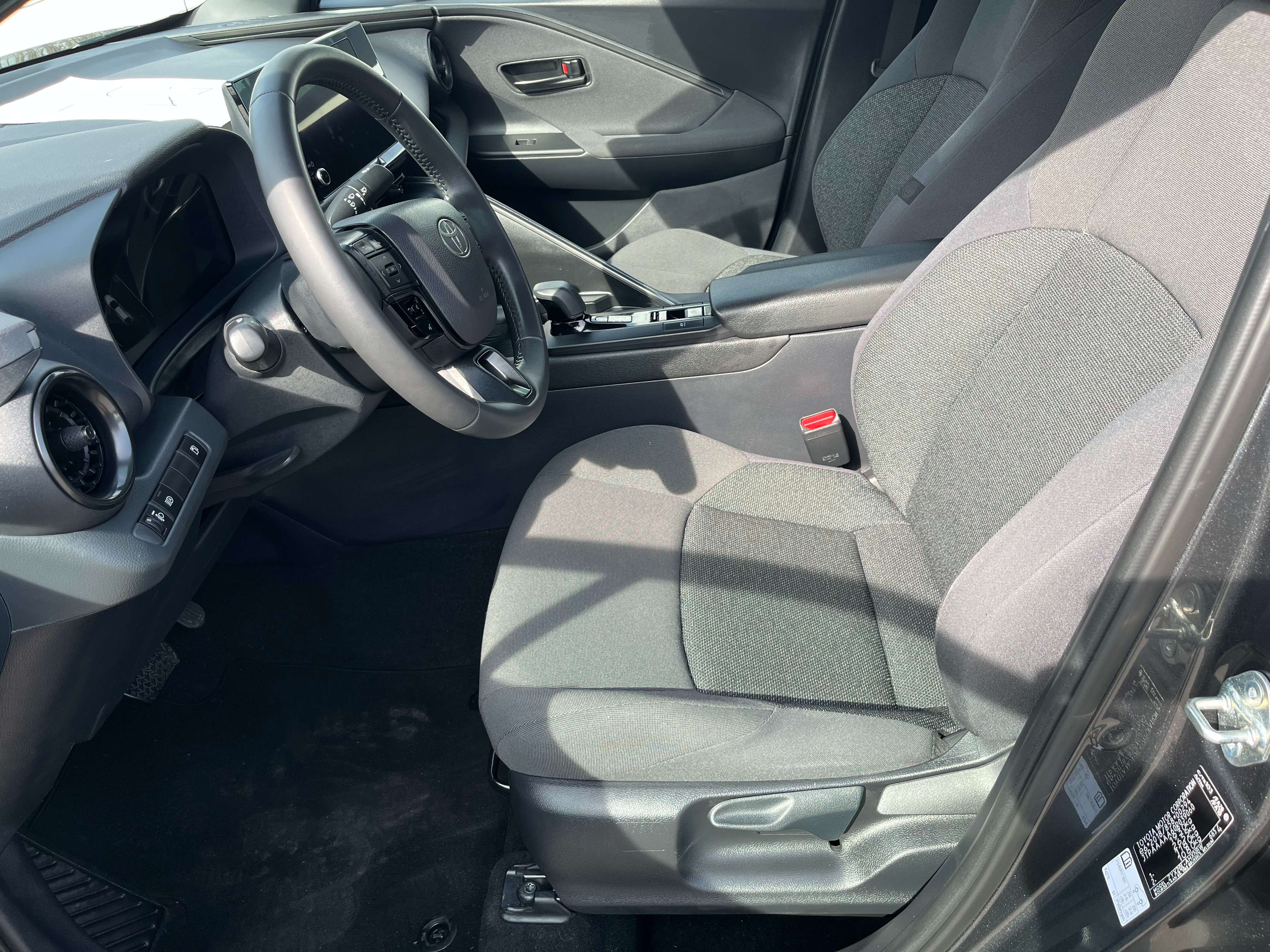 Toyota C-HR Hybrid  HEV 2.0- 21.900€+BTW/TVA