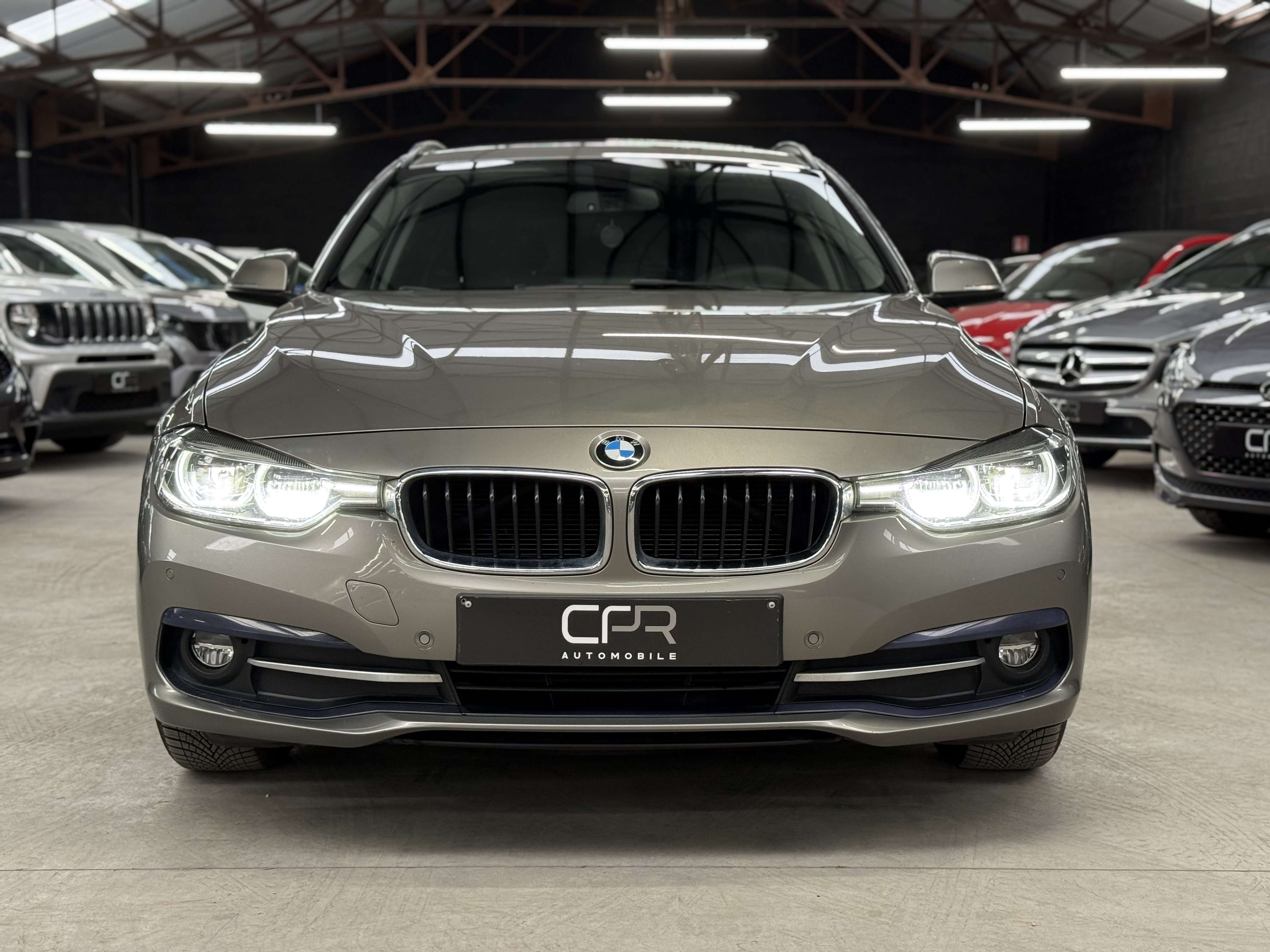 BMW 318 Touring 318 d * 12/2016 * GPS * LED * GARANTIE