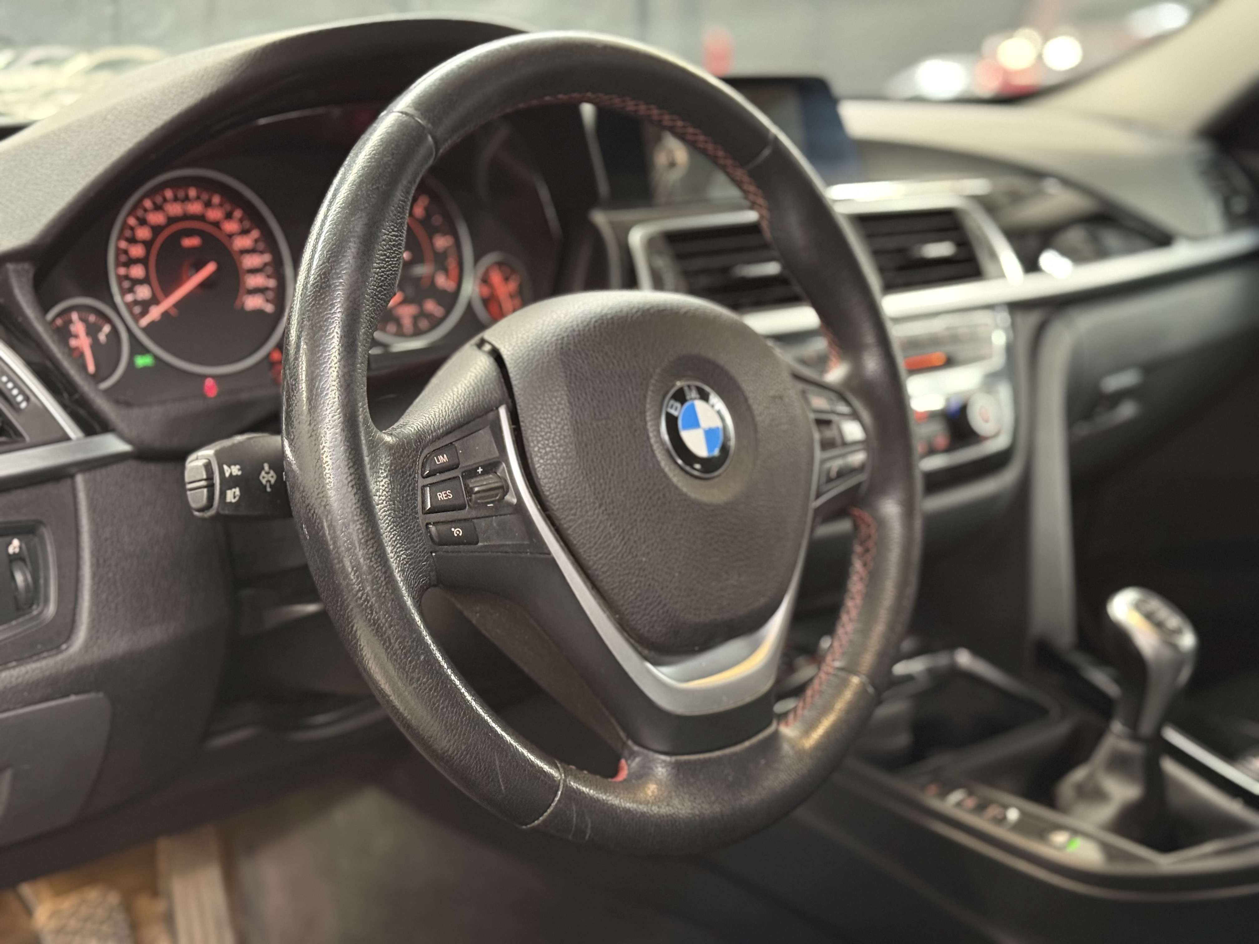 BMW 318 Touring 318 d * 12/2016 * GPS * LED * GARANTIE