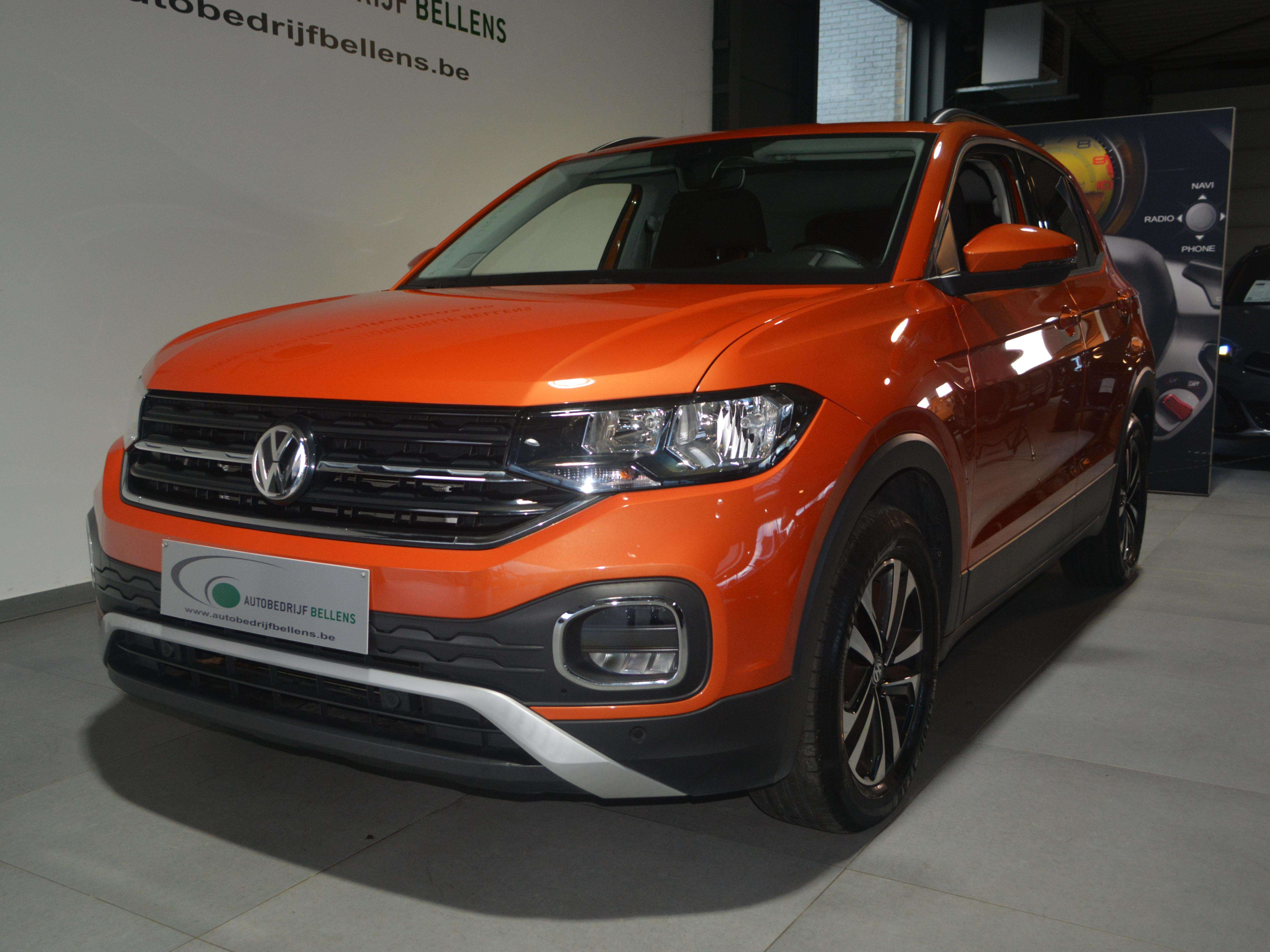 Volkswagen T-Cross T-Cross 1.0 TSI United OPF DSG / NAVI + CAM / APPL