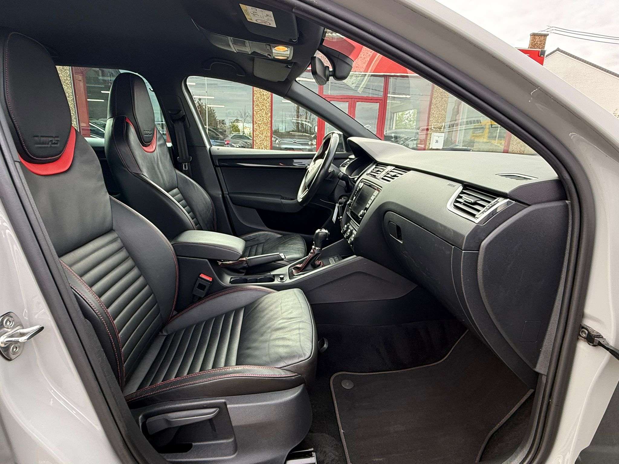 Skoda Octavia RS 2.O TDI 184CV DSG SPORT   FULL