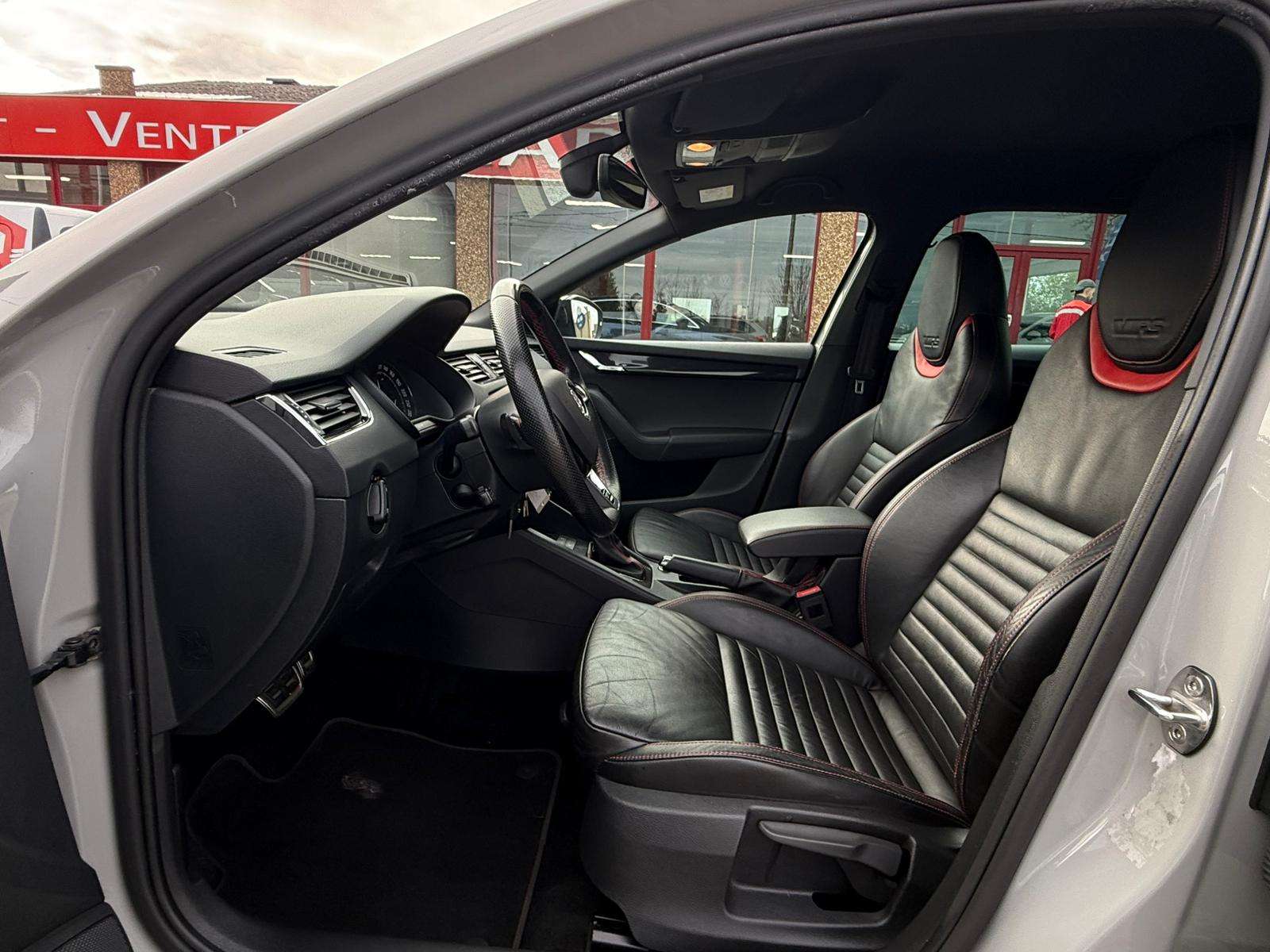 Skoda Octavia RS 2.O TDI 184CV DSG SPORT   FULL