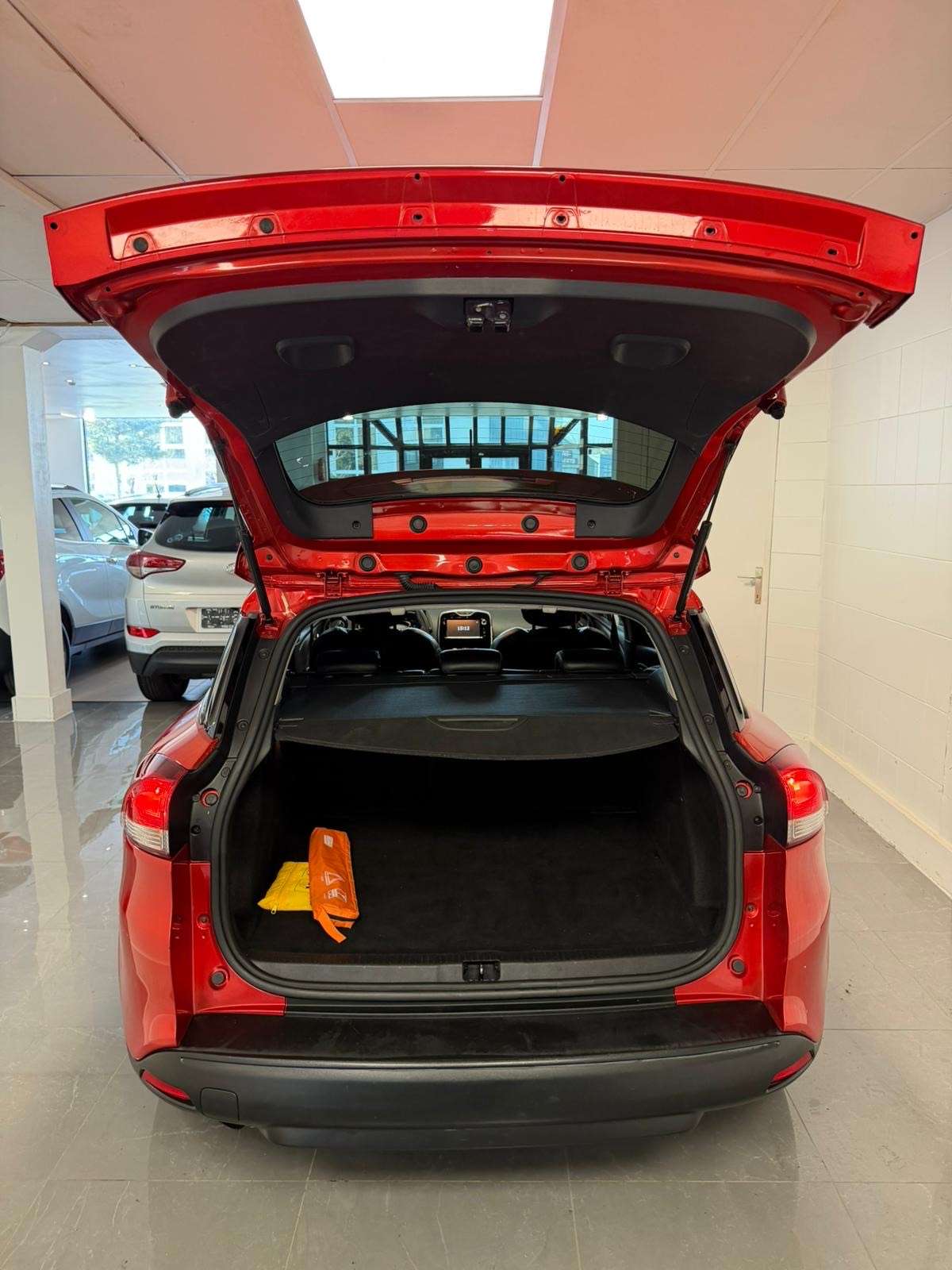 Renault Clio 1.2 Benzine 1 Jaar Garantie