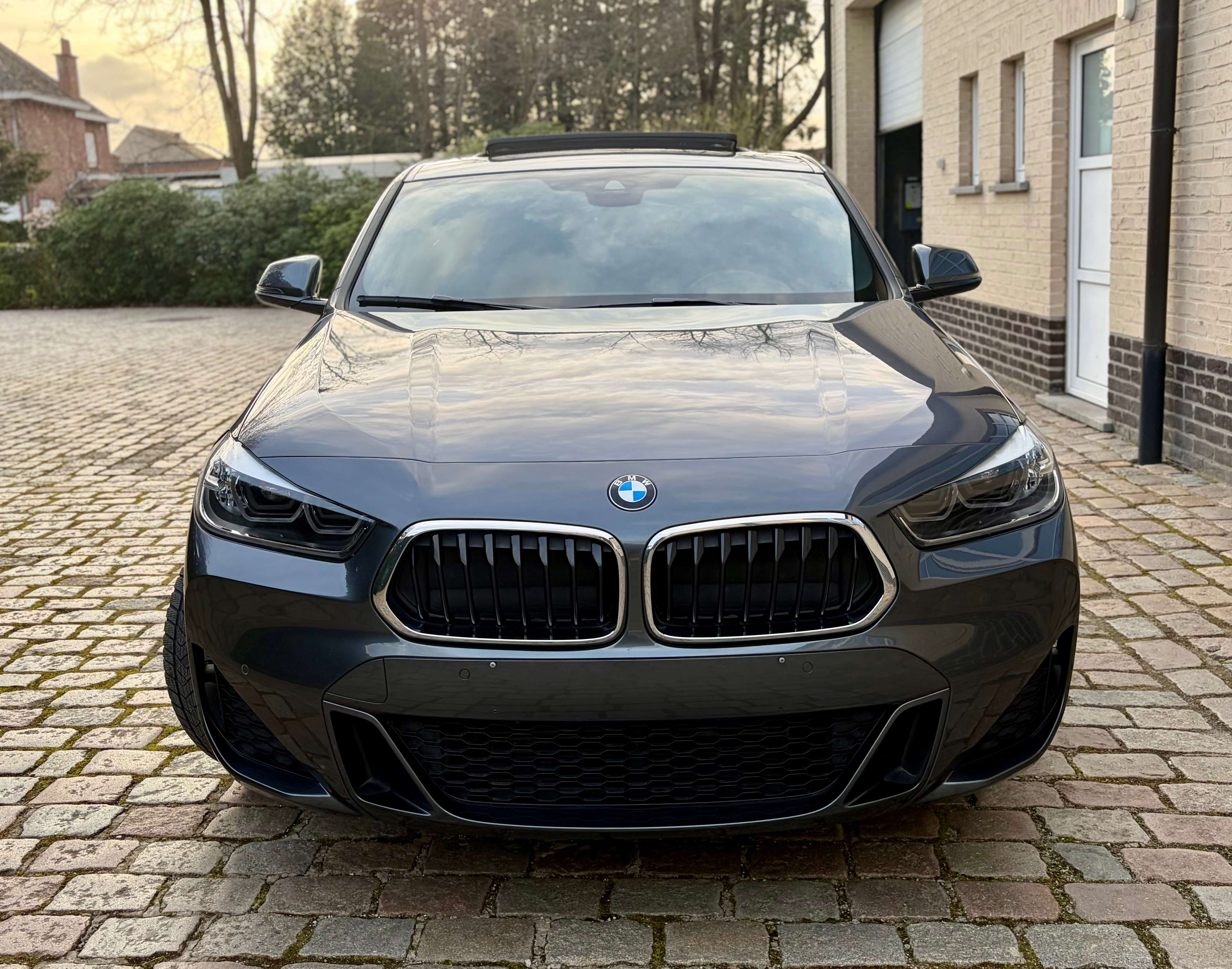 BMW X2 1.5d Sdrive Automaat M-sport  ### 65000 km ###