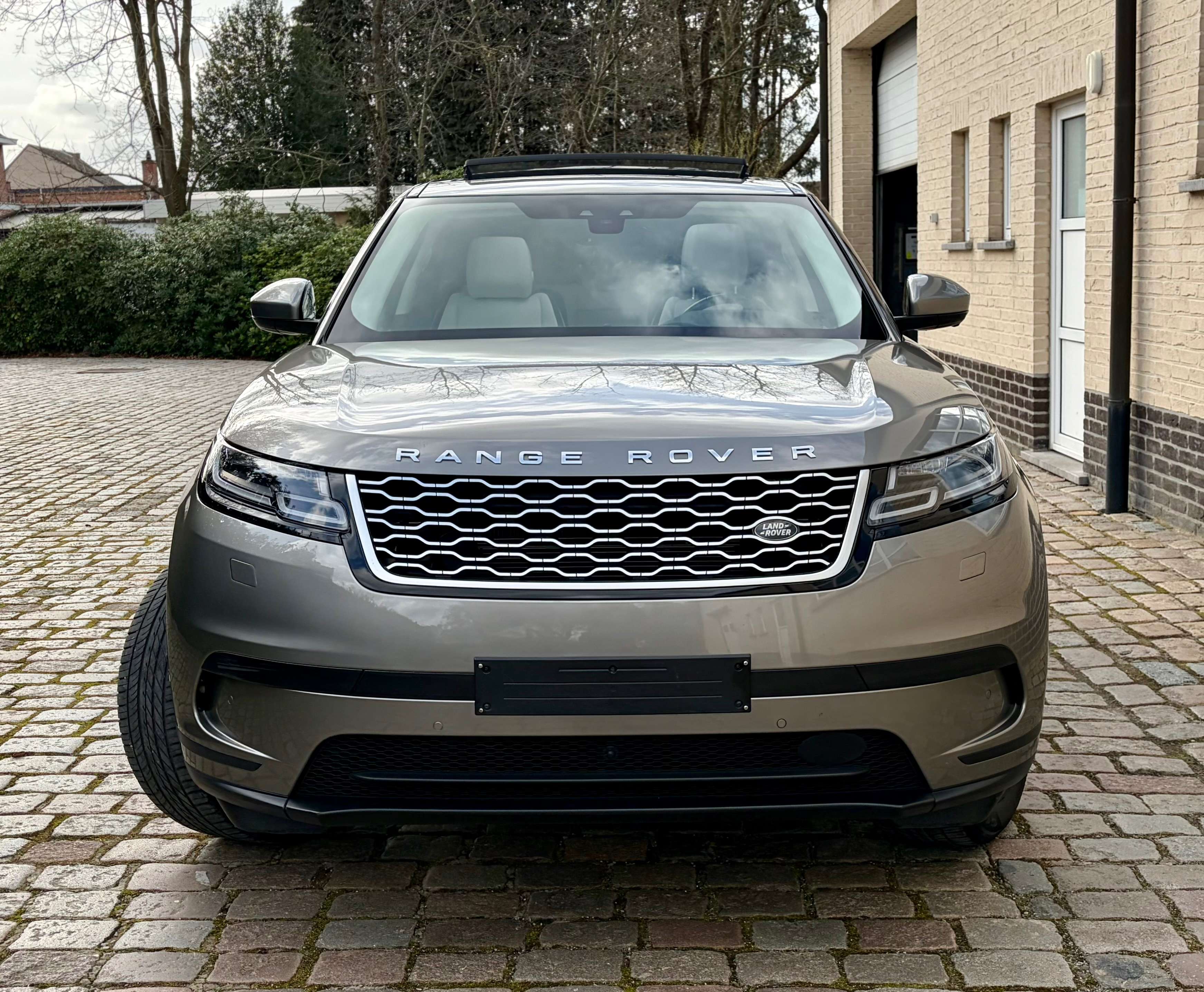 Land Rover Range Rover Velar 2.0 Turbo P250 S  ### 76000 km ###