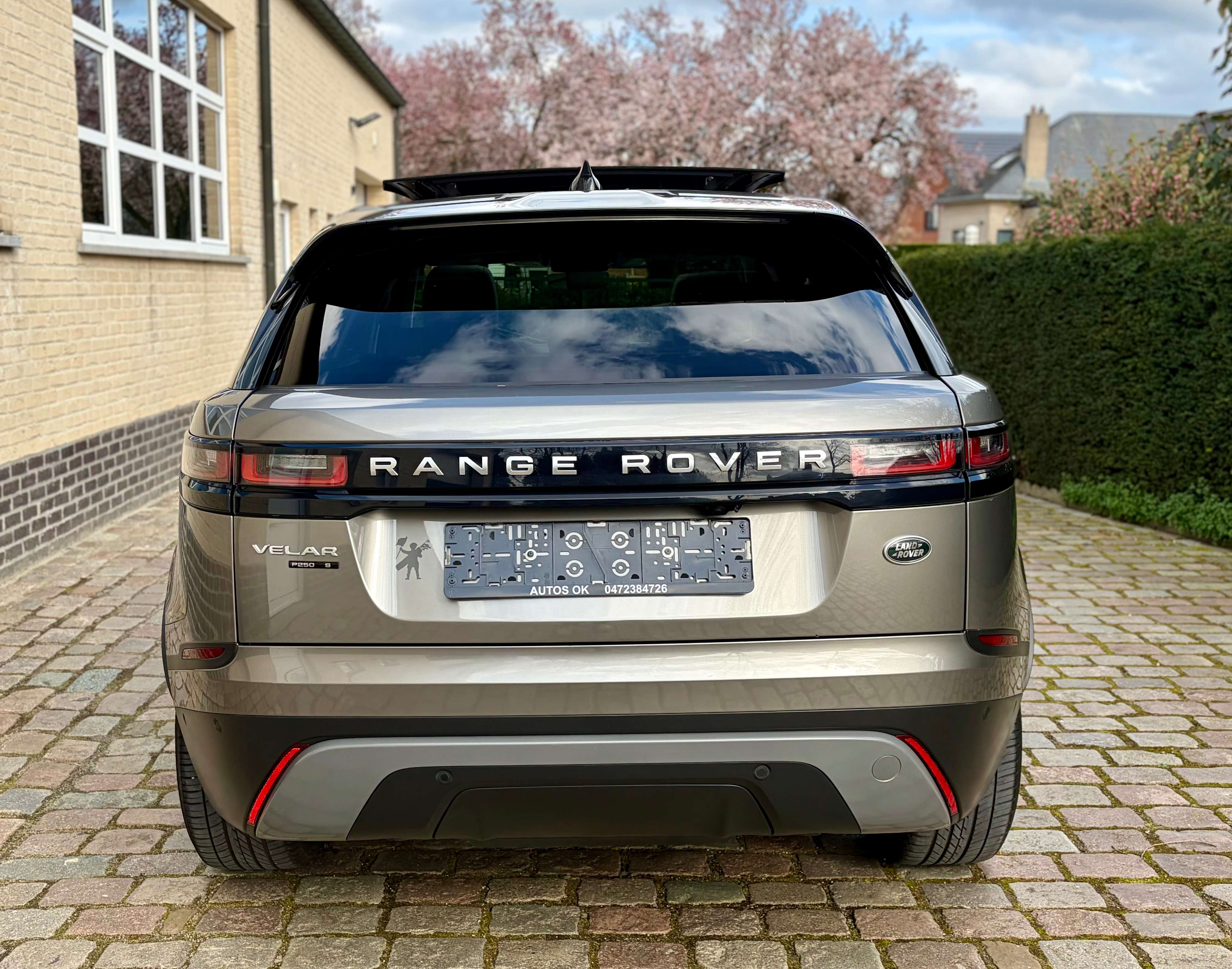 Land Rover Range Rover Velar 2.0 Turbo P250 S  ### 76000 km ###